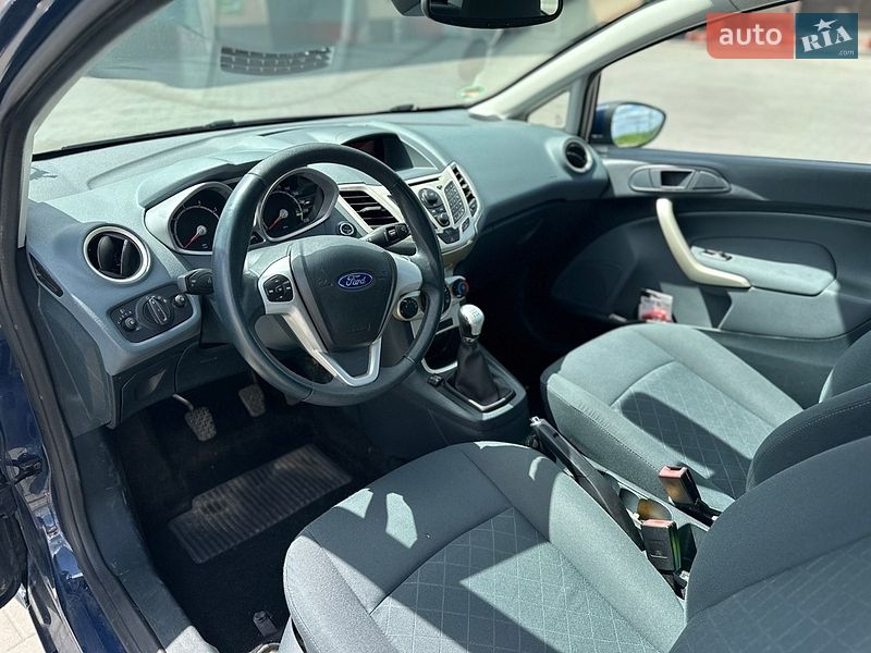 Хетчбек Ford Fiesta 2009 в Ірпені