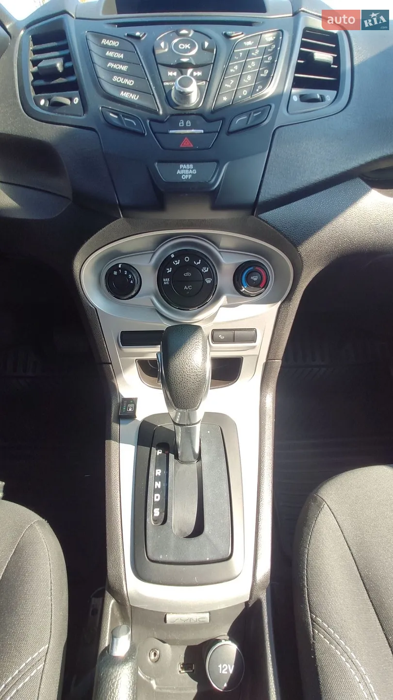 2016 Ford Fiesta - мініатюра 14