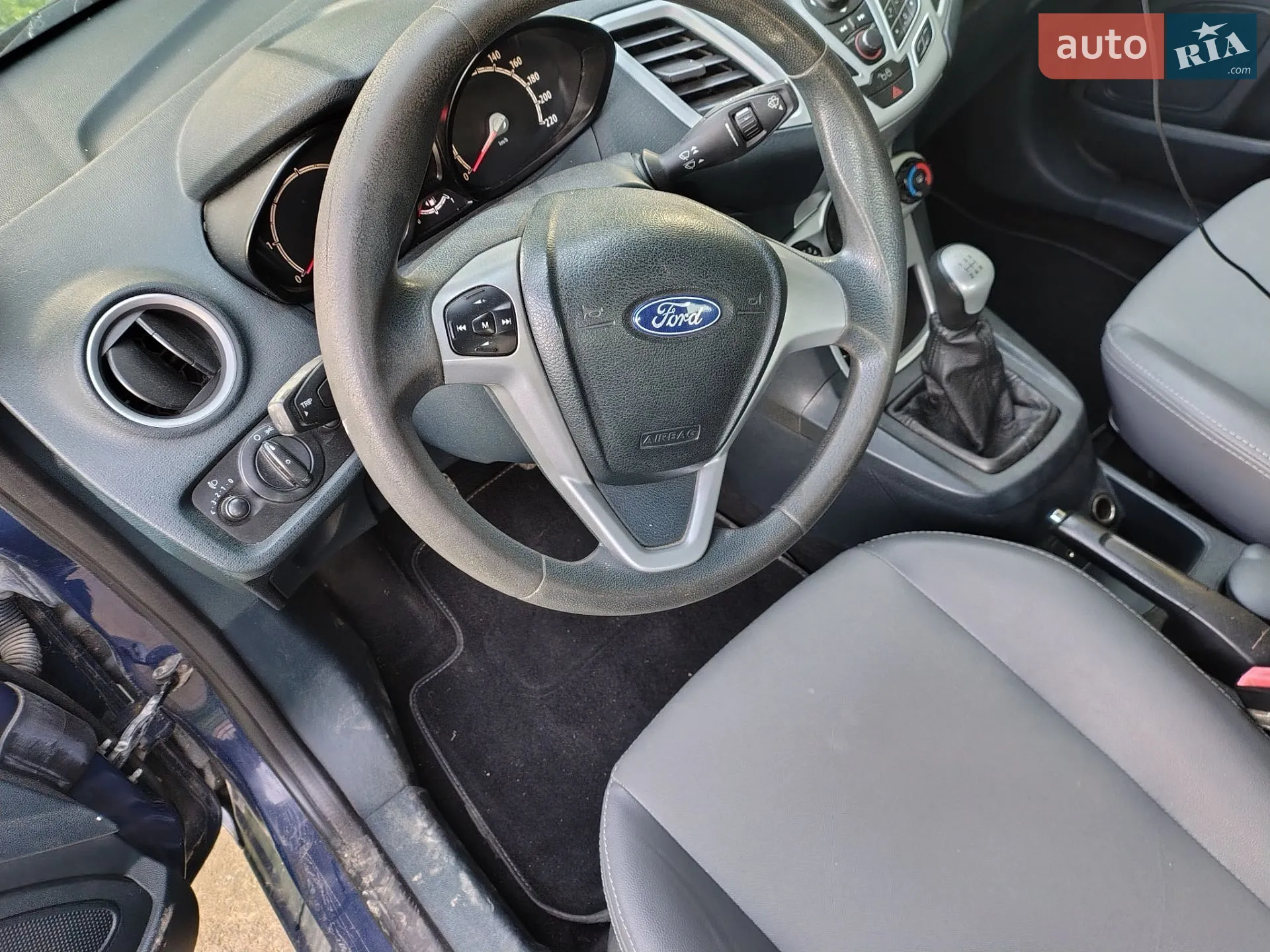 2011 Ford Fiesta - мініатюра 9