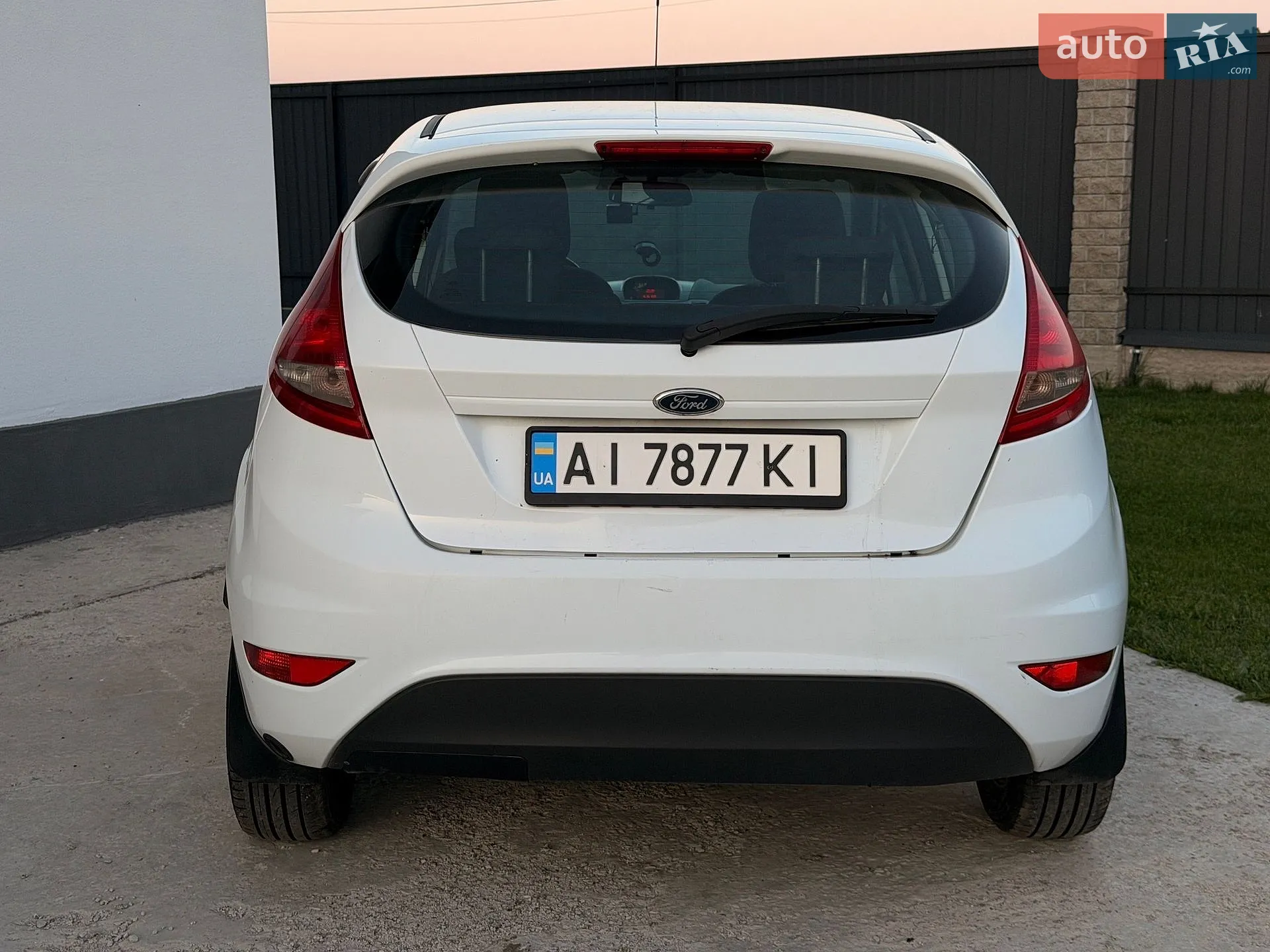 2011 Ford Fiesta - мініатюра 10