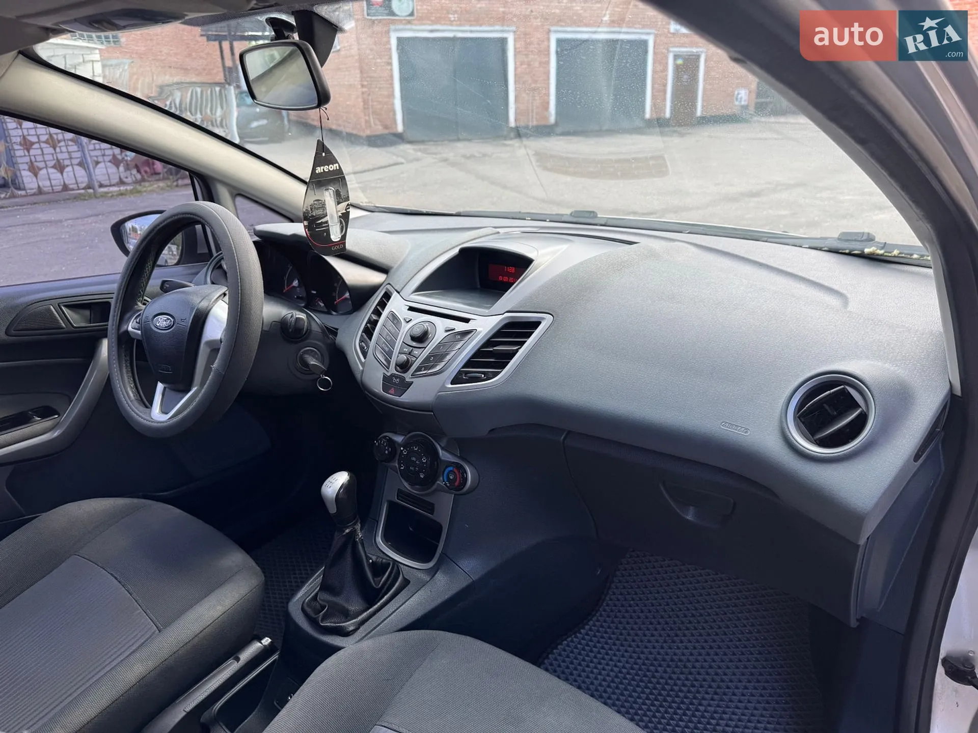 2011 Ford Fiesta - мініатюра 25