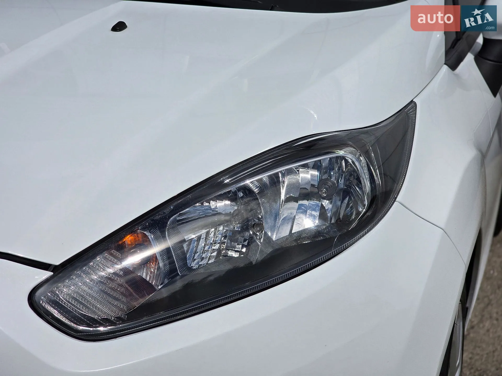 2015 Ford Fiesta - мініатюра 14