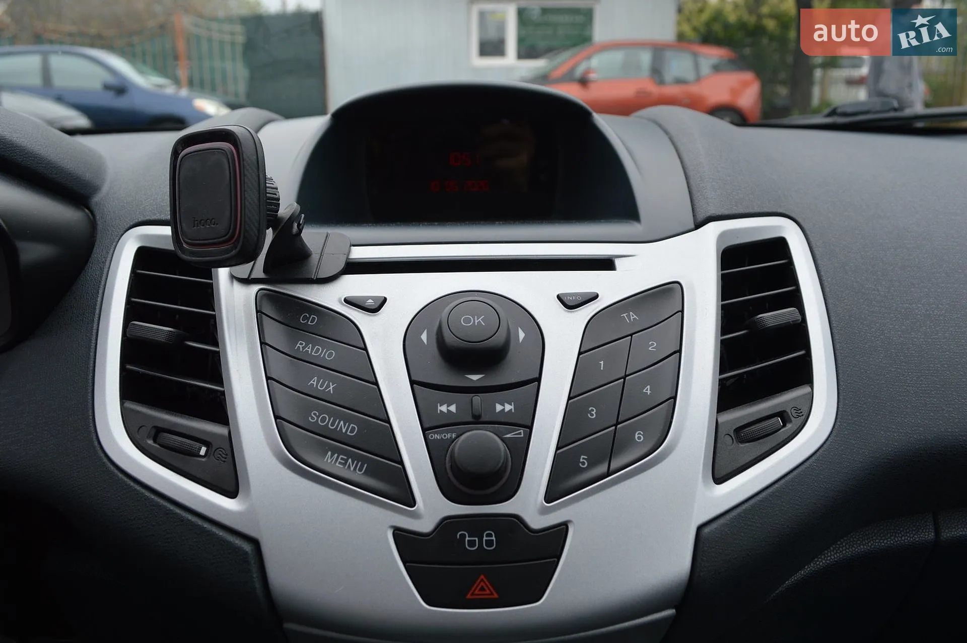 2011 Ford Fiesta - мініатюра 21