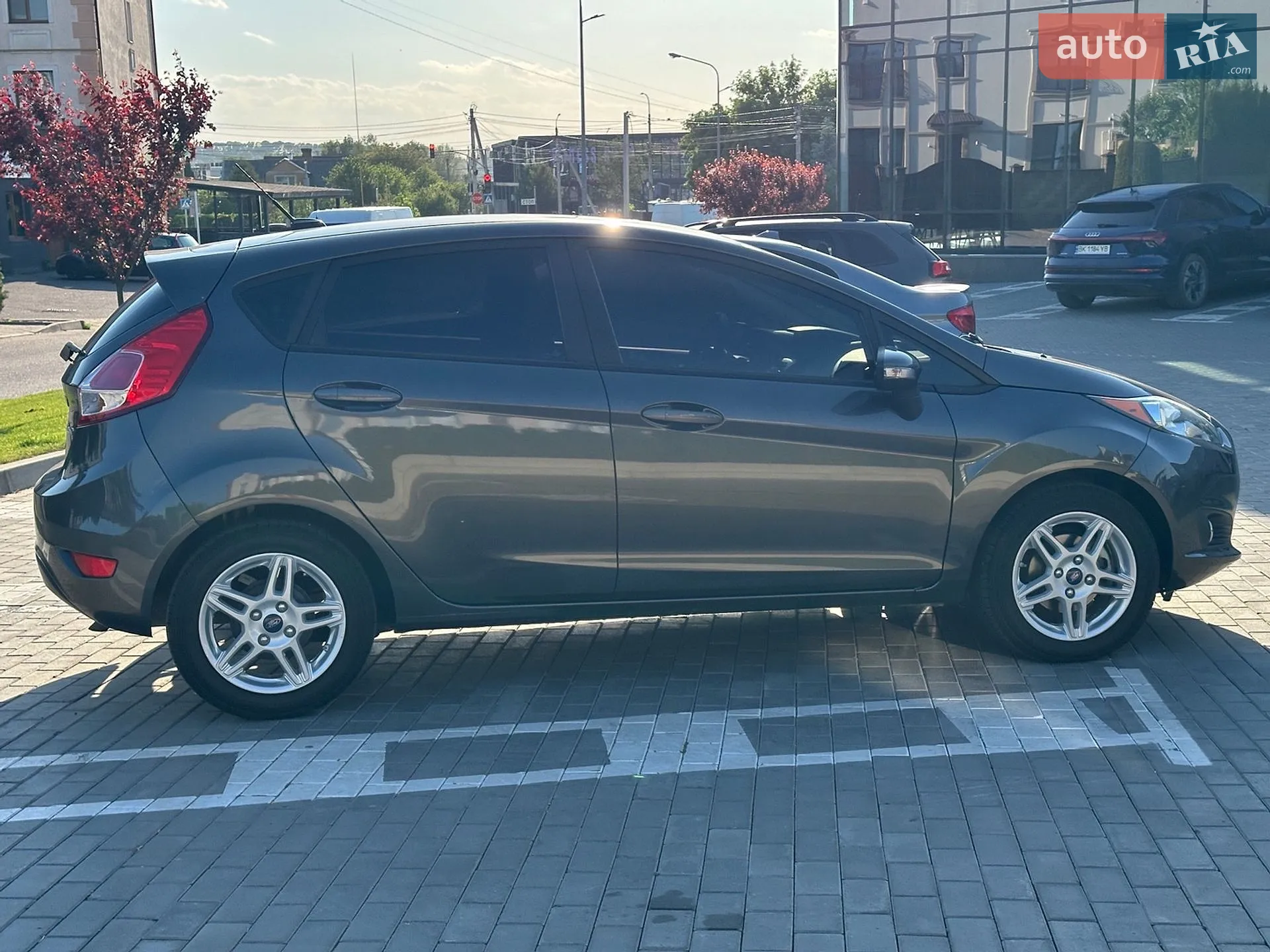 2015 Ford Fiesta - мініатюра 5