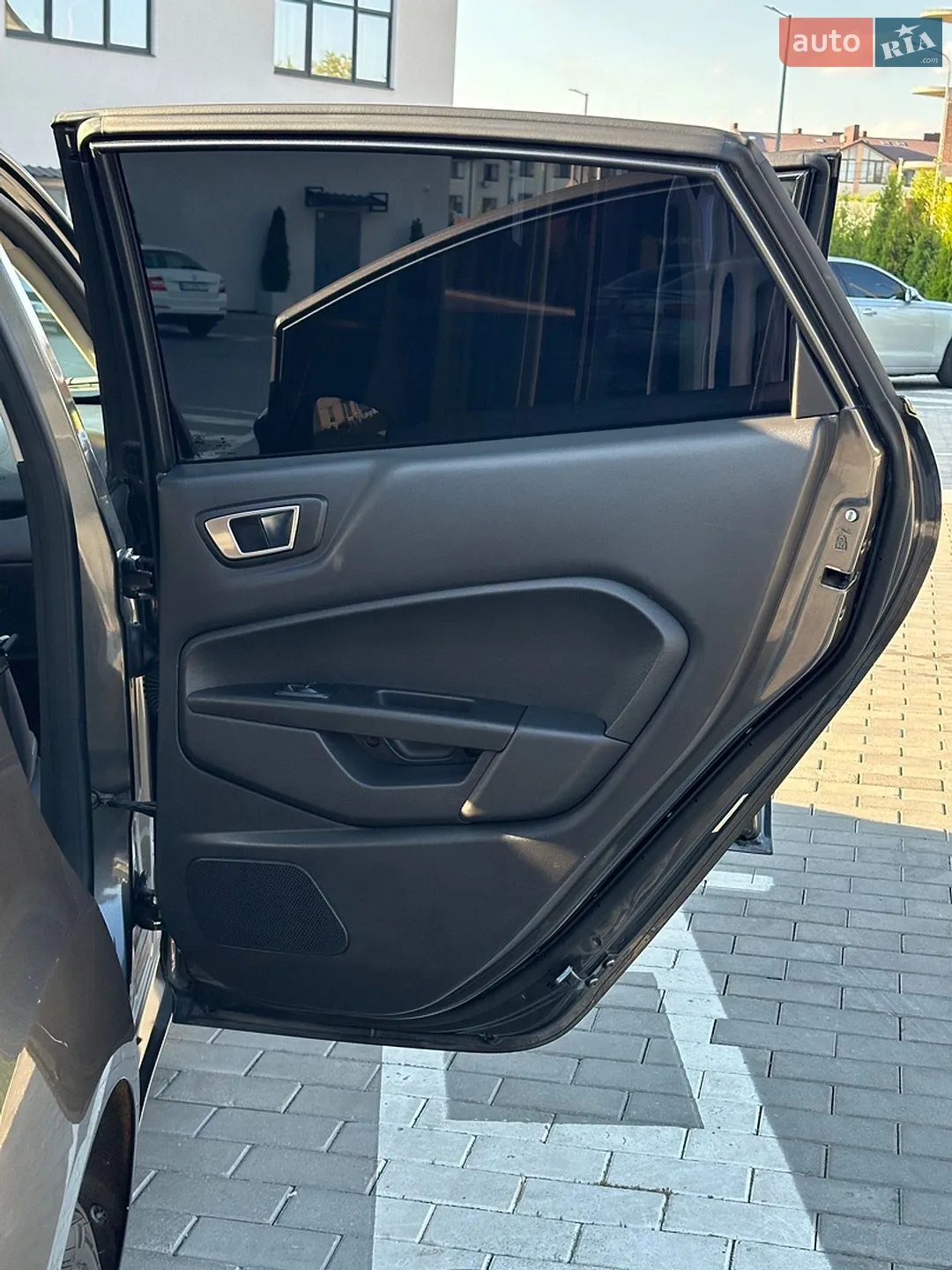 2015 Ford Fiesta - мініатюра 14