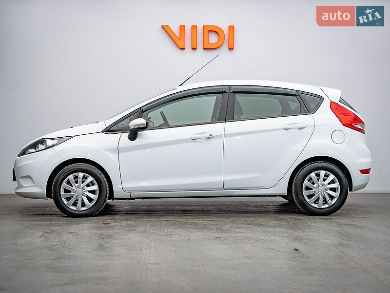 Хетчбек Ford Fiesta 2011 в Києві