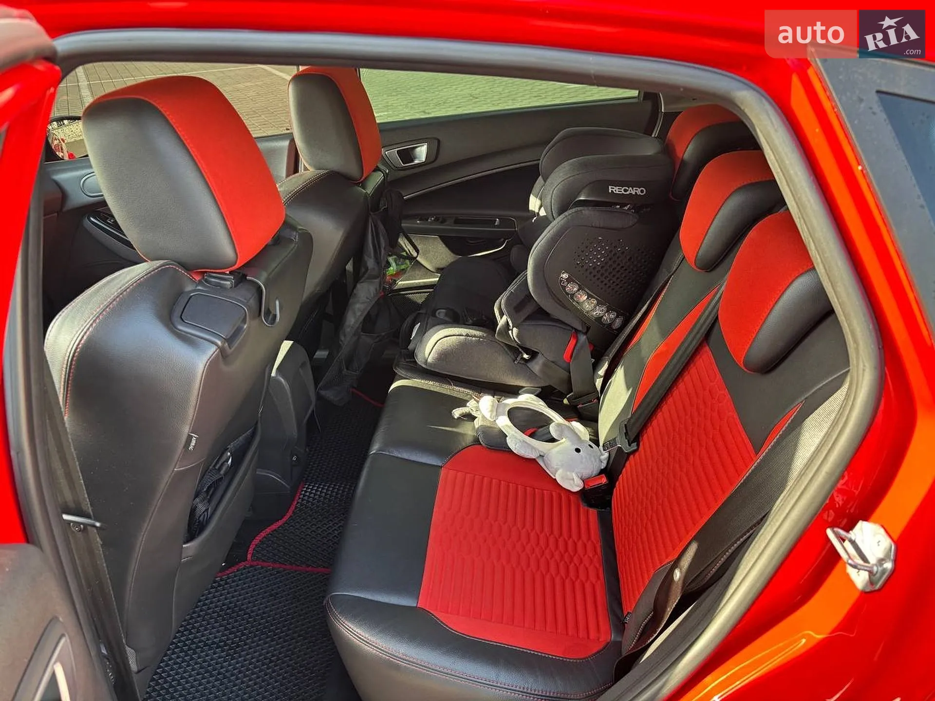 2015 Ford Fiesta - мініатюра 18