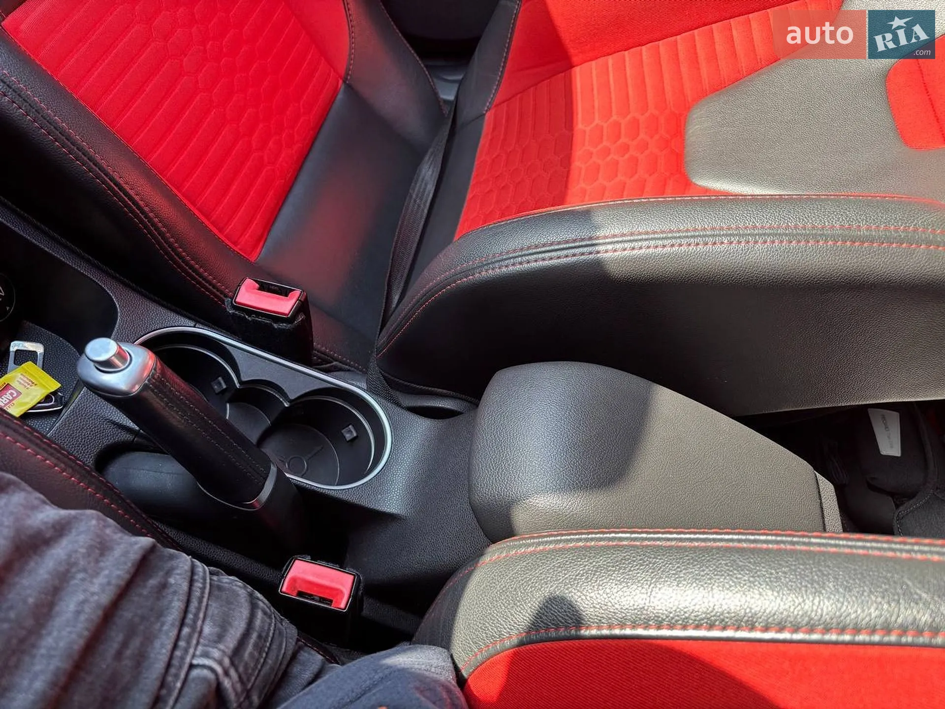 2015 Ford Fiesta - мініатюра 25