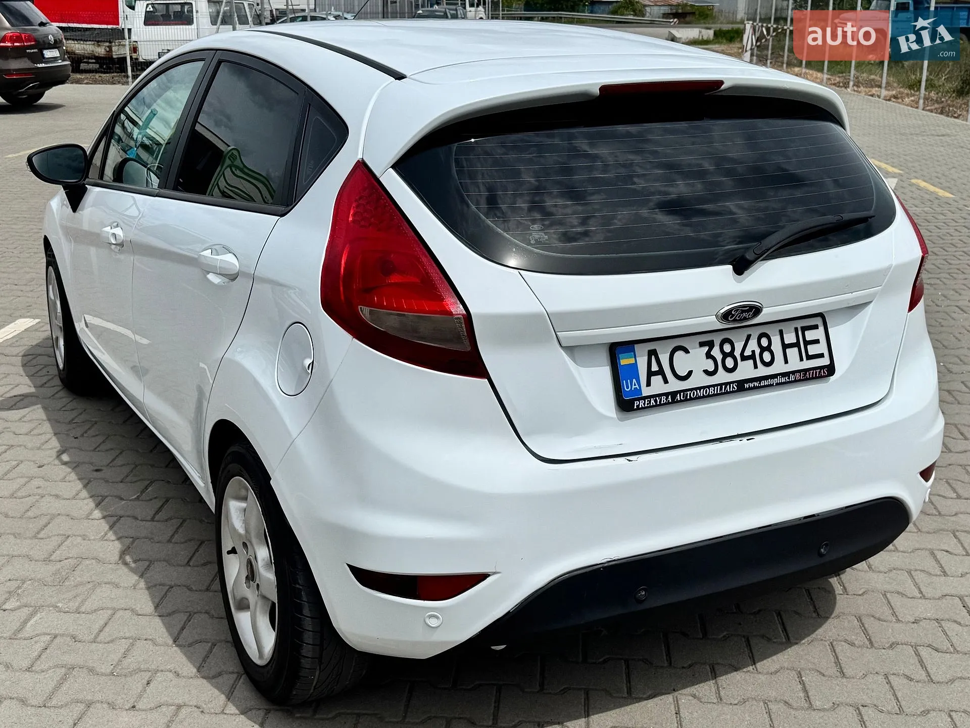 2012 Ford Fiesta - мініатюра 10