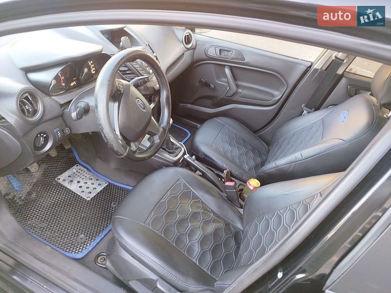Седан Ford Fiesta 2015 в Днепре фото 7 Седан Ford Fiesta 2015 в Днепре
