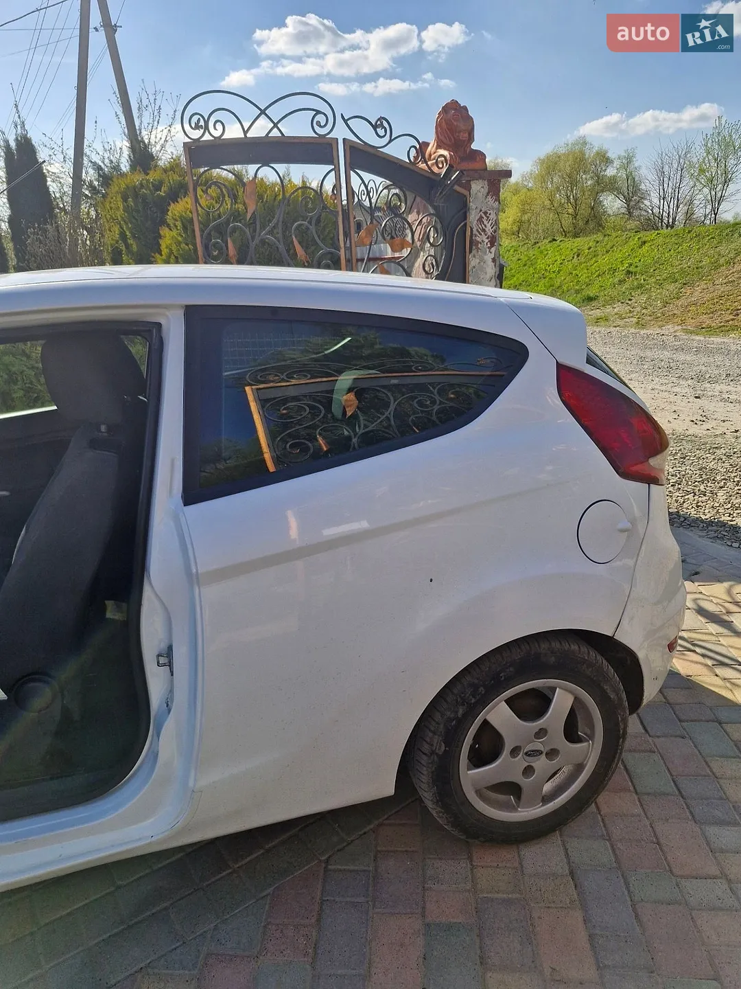 2012 Ford Fiesta - мініатюра 5