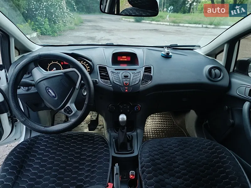 Ford Fiesta 2012 VIN WF0JXXGAJJCA04686 фото оголошення 12 з 57