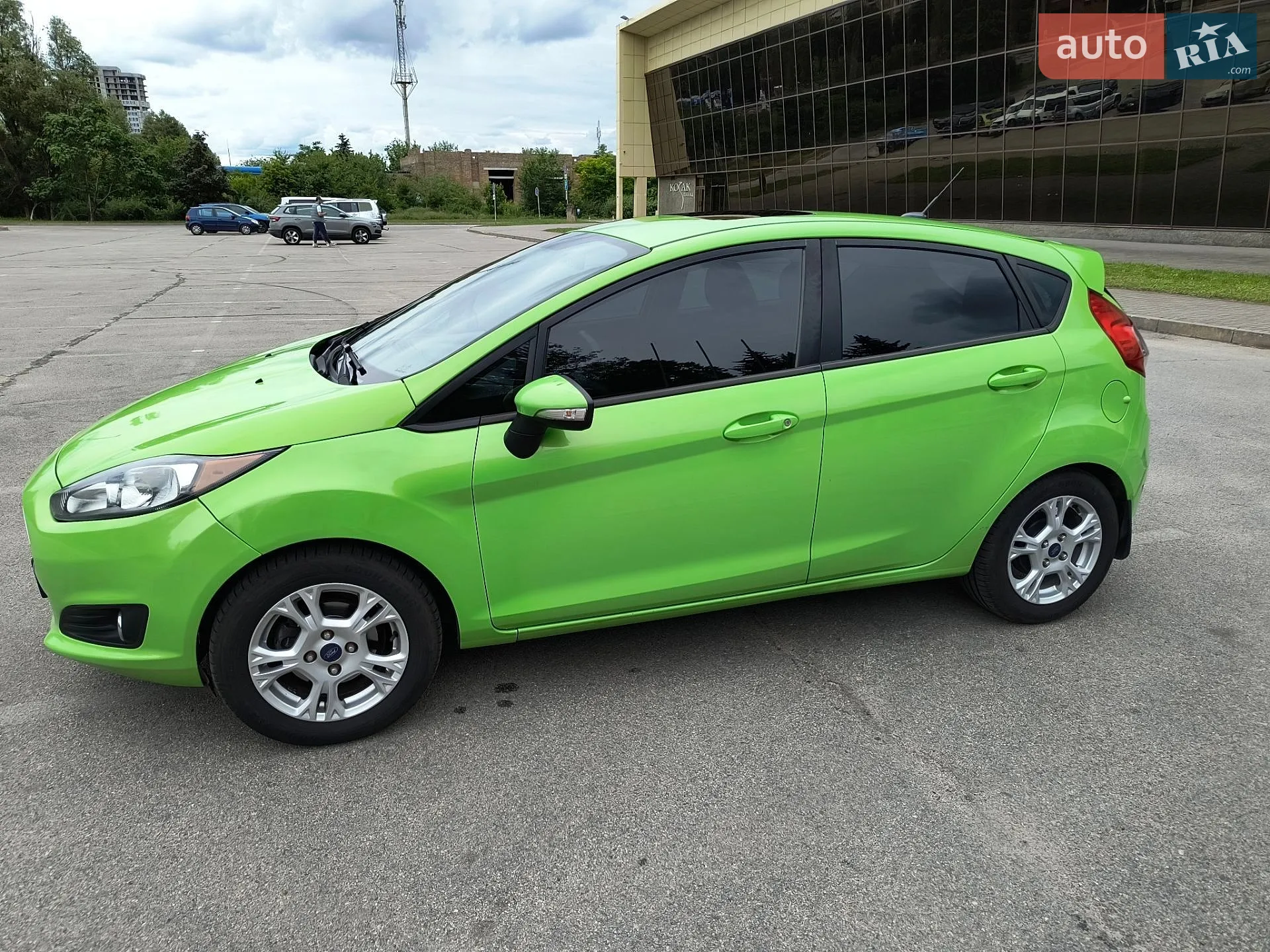 2013 Ford Fiesta - мініатюра 17