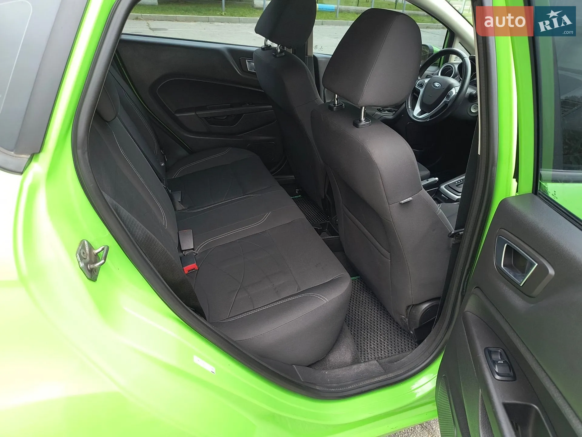 2013 Ford Fiesta - мініатюра 23