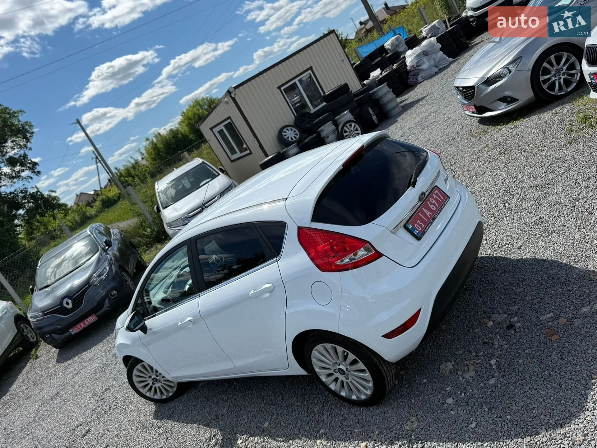 2011 Ford Fiesta - мініатюра 9