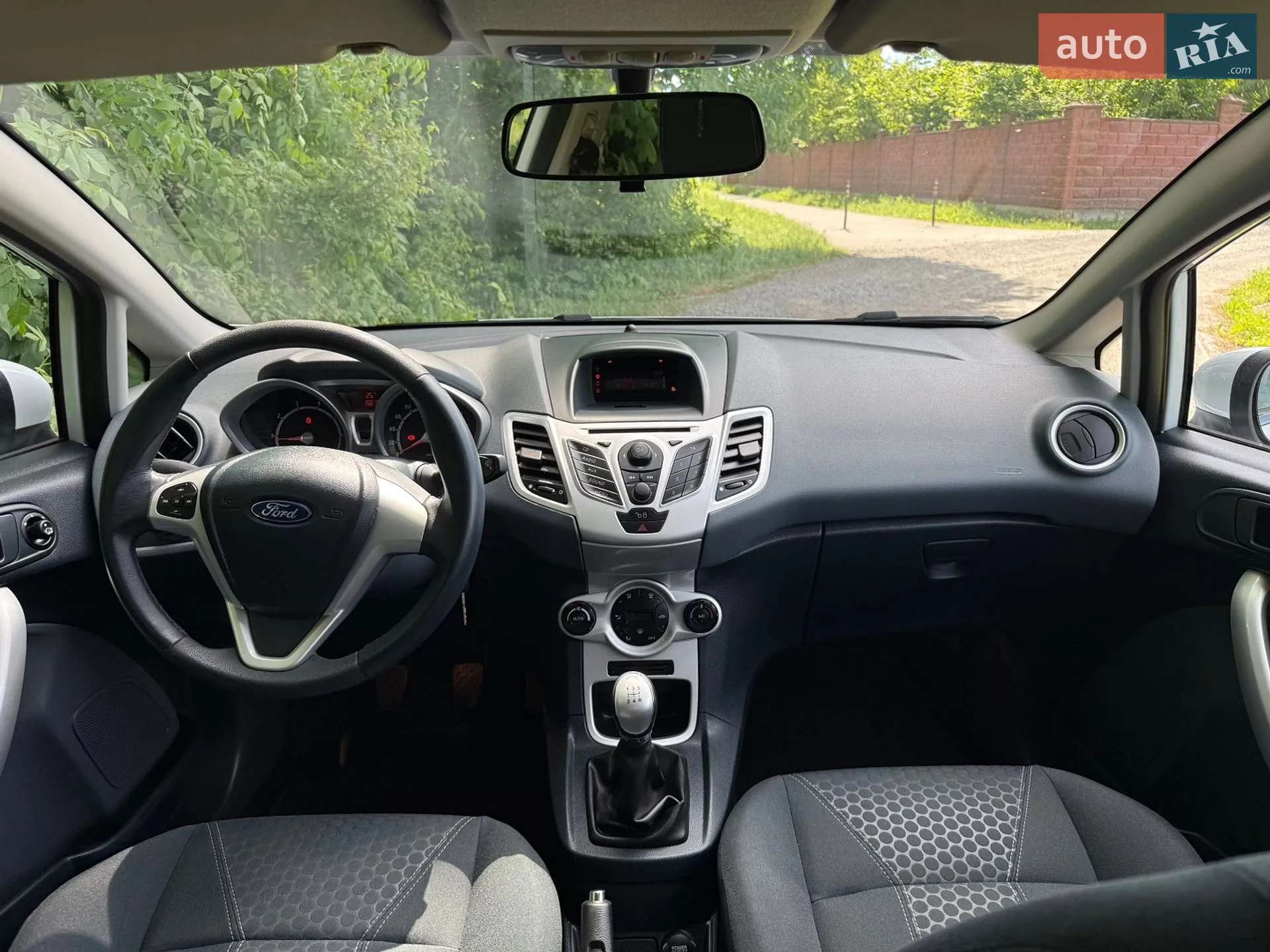2011 Ford Fiesta - мініатюра 26