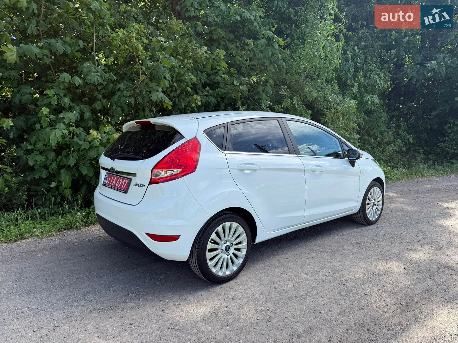 2011 Ford Fiesta - мініатюра 35