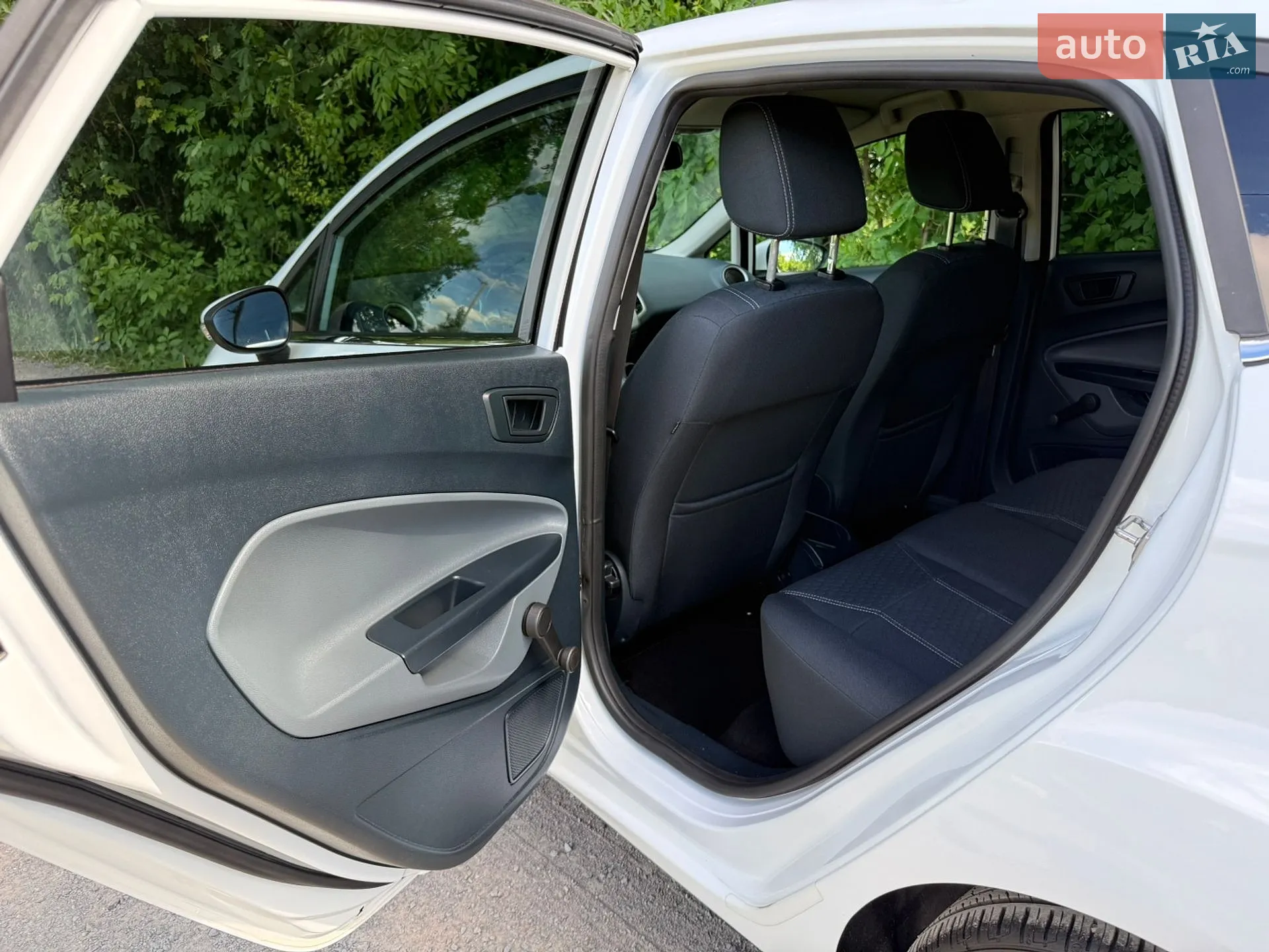 2011 Ford Fiesta - мініатюра 43