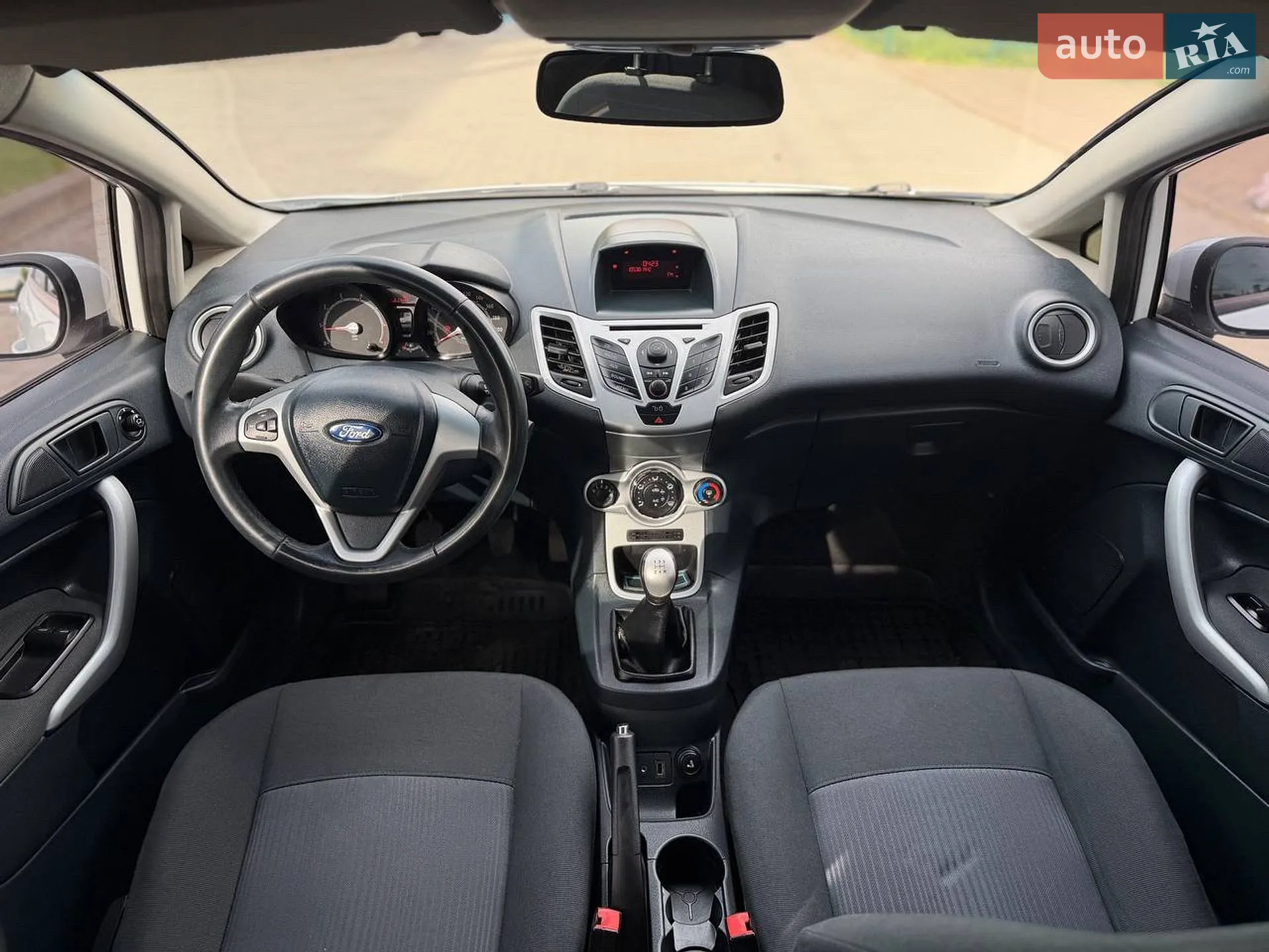 2012 Ford Fiesta - мініатюра 37