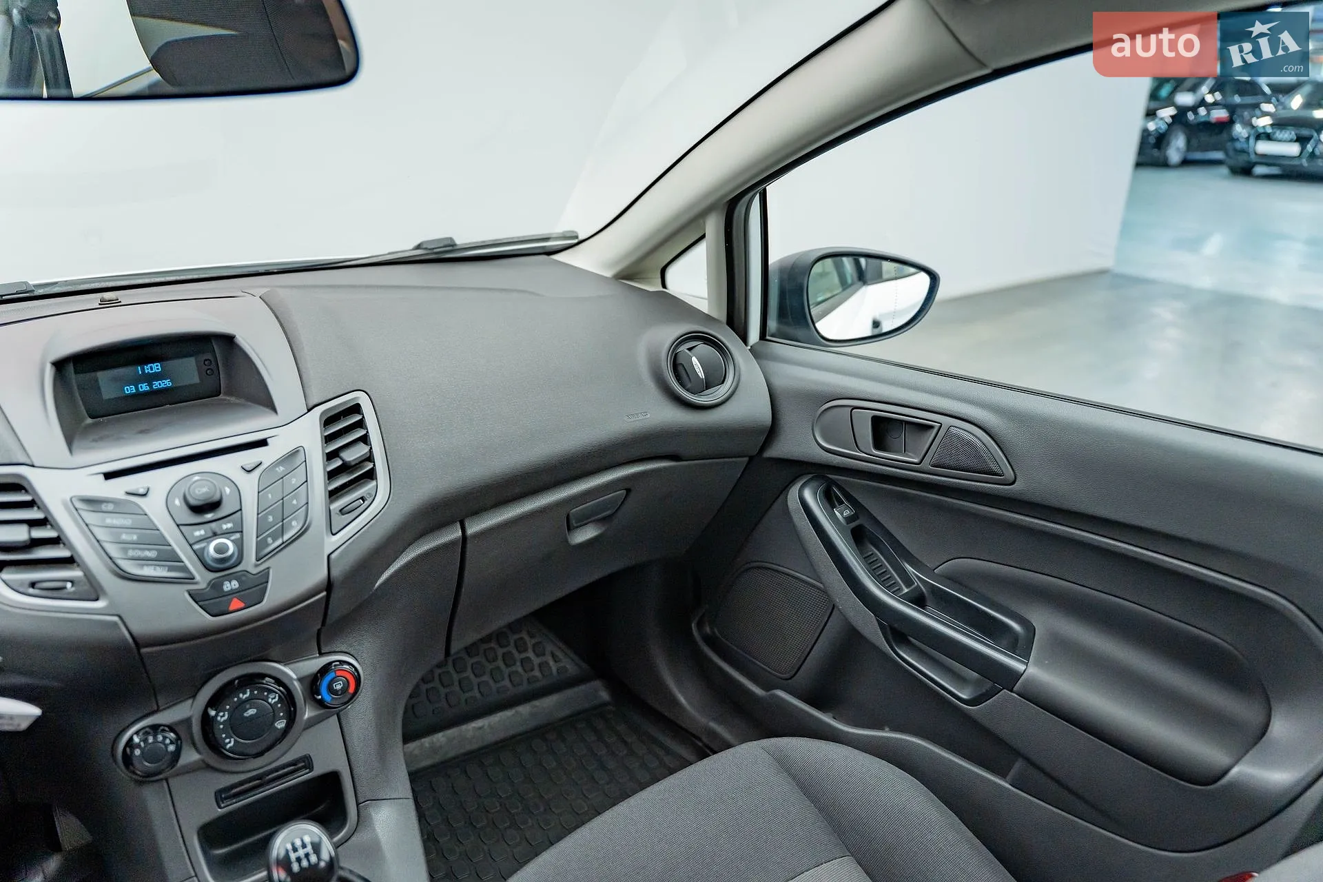 2013 Ford Fiesta - мініатюра 12