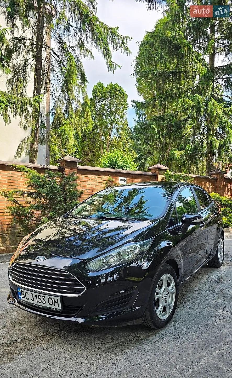2015 Ford Fiesta - фото 1