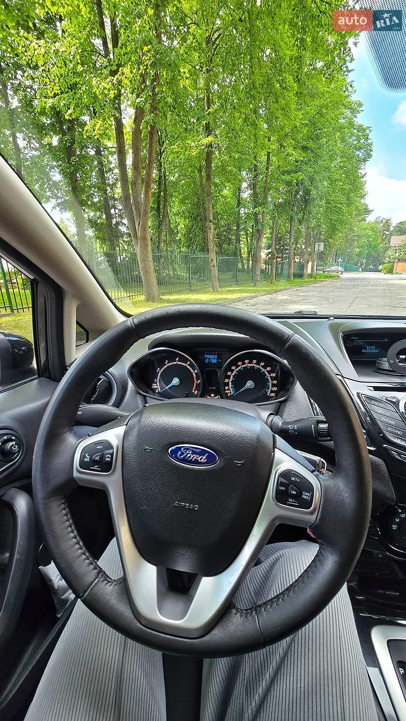 2015 Ford Fiesta - мініатюра 12