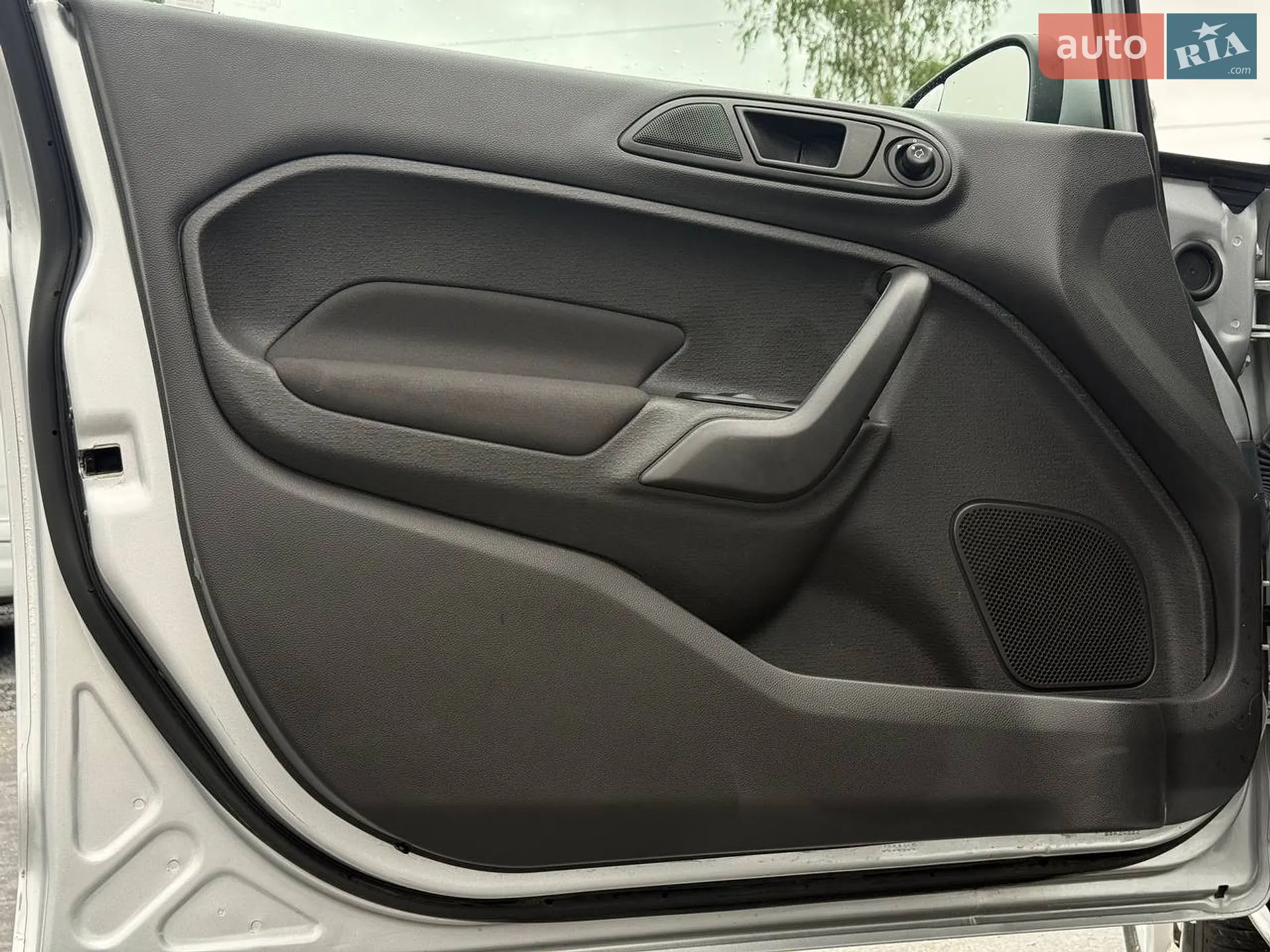 2018 Ford Fiesta - мініатюра 16