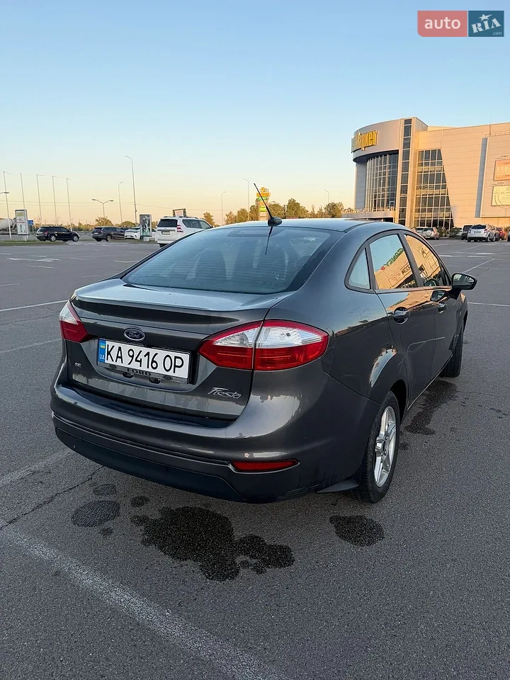2019 Ford Fiesta - мініатюра 10