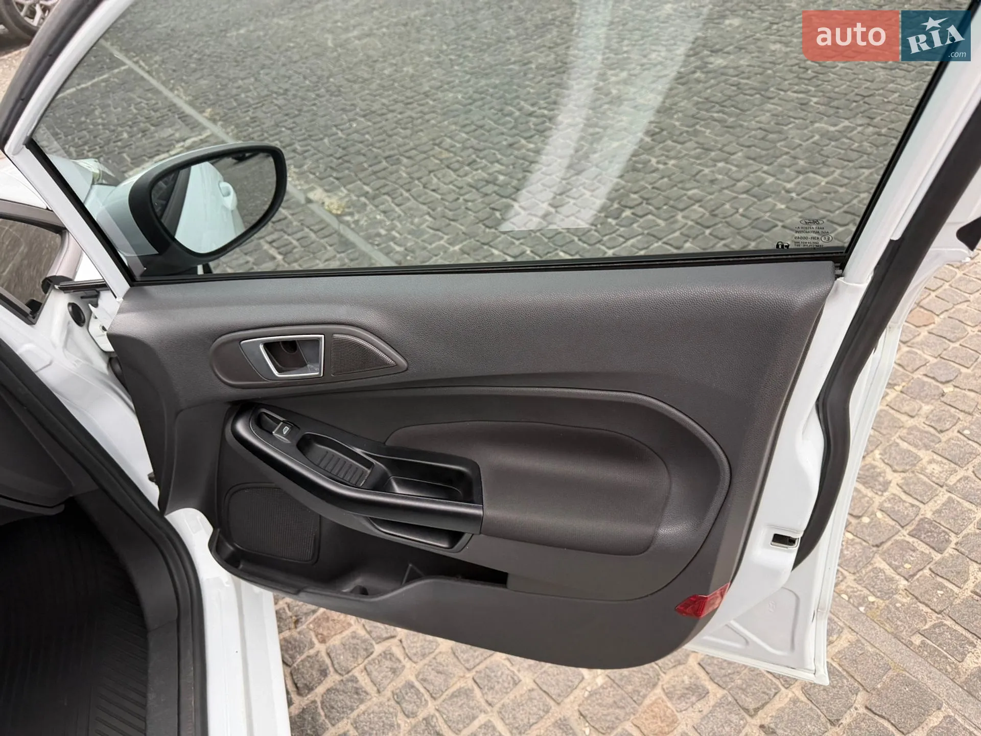 2016 Ford Fiesta - мініатюра 9