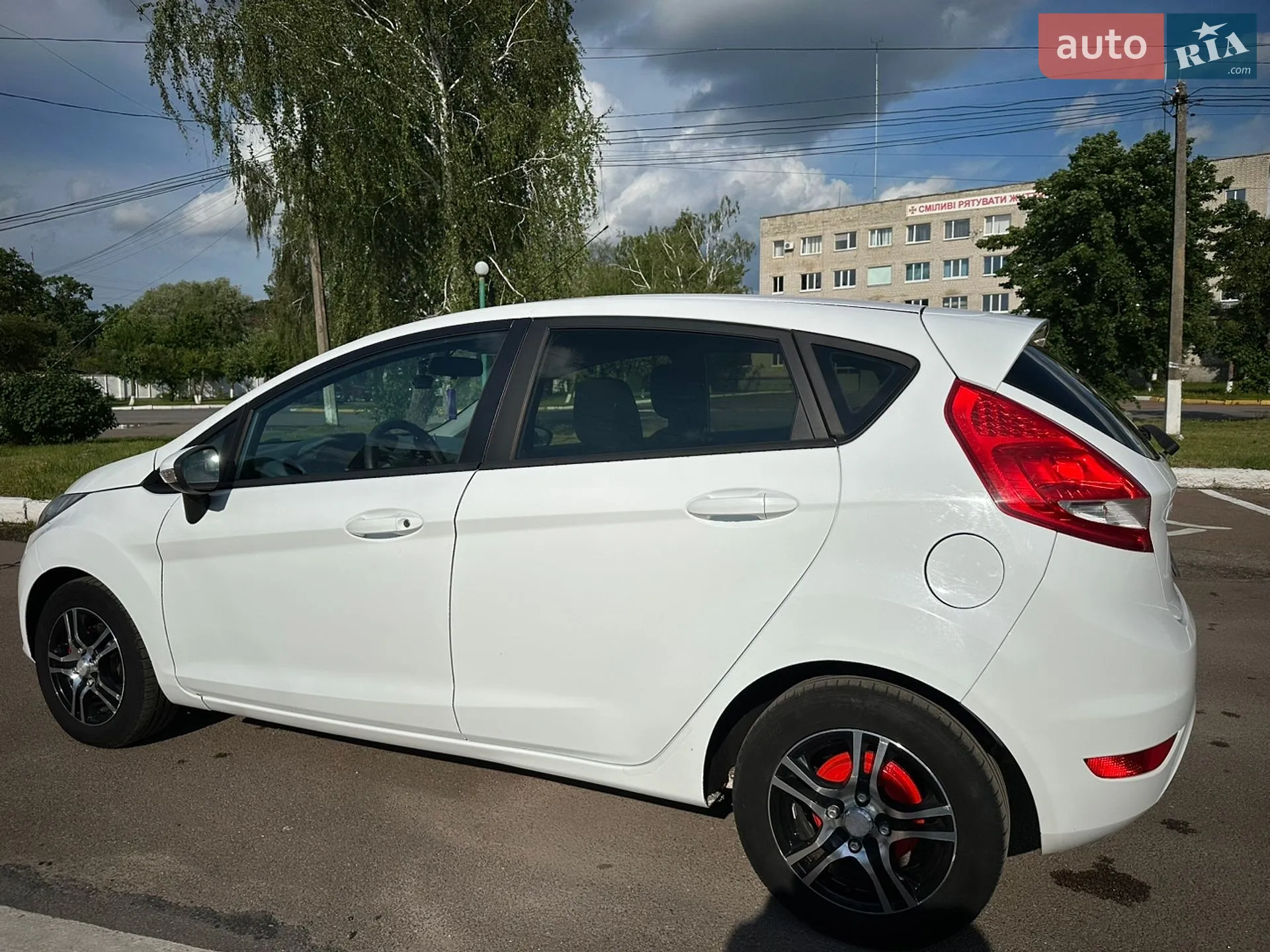 2010 Ford Fiesta - мініатюра 5