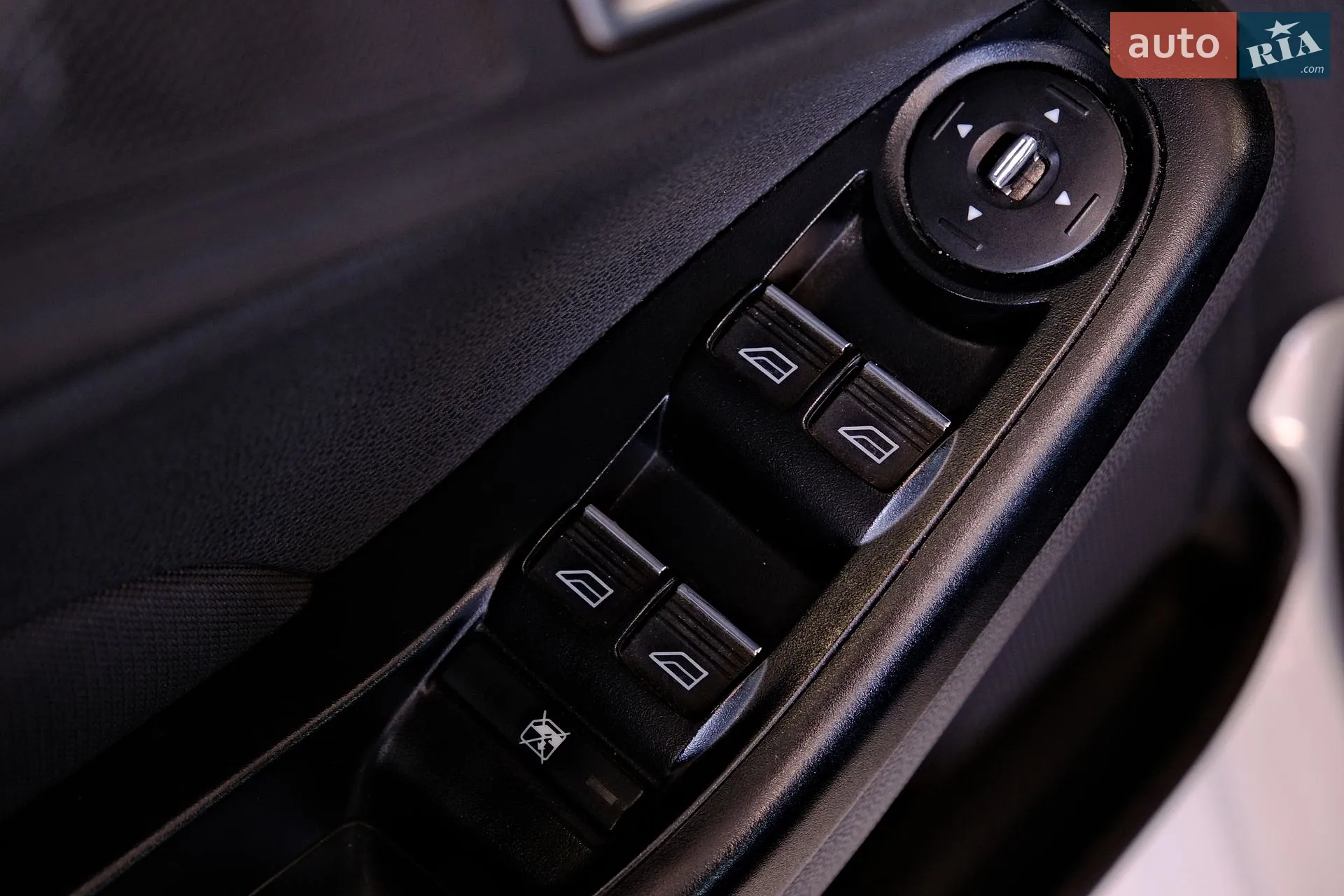 2013 Ford Fiesta - мініатюра 16