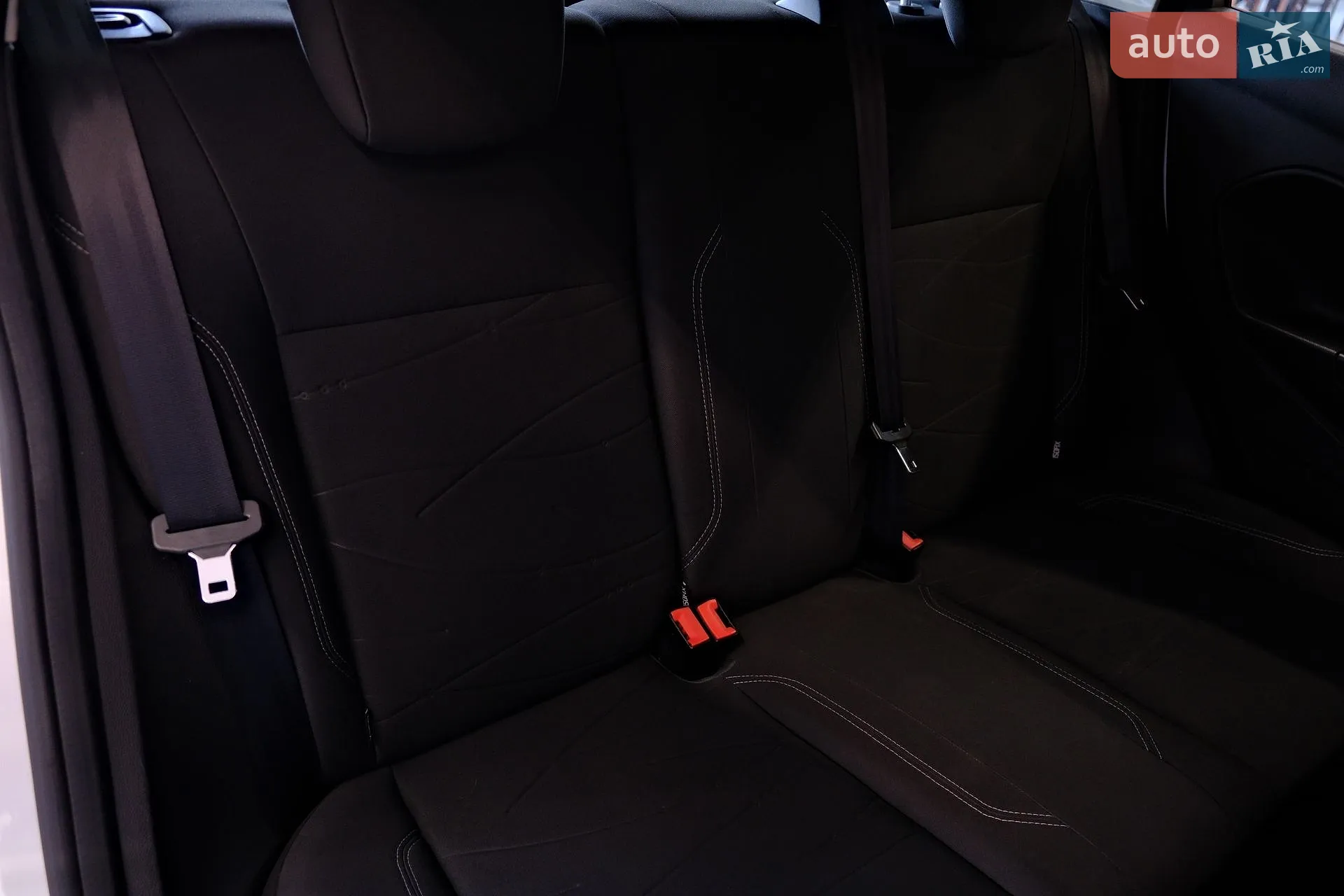 2013 Ford Fiesta - мініатюра 32