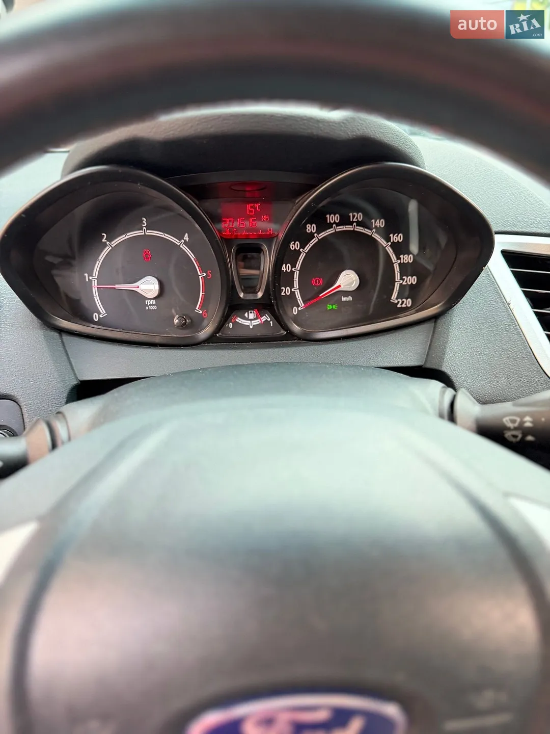 2012 Ford Fiesta - мініатюра 9