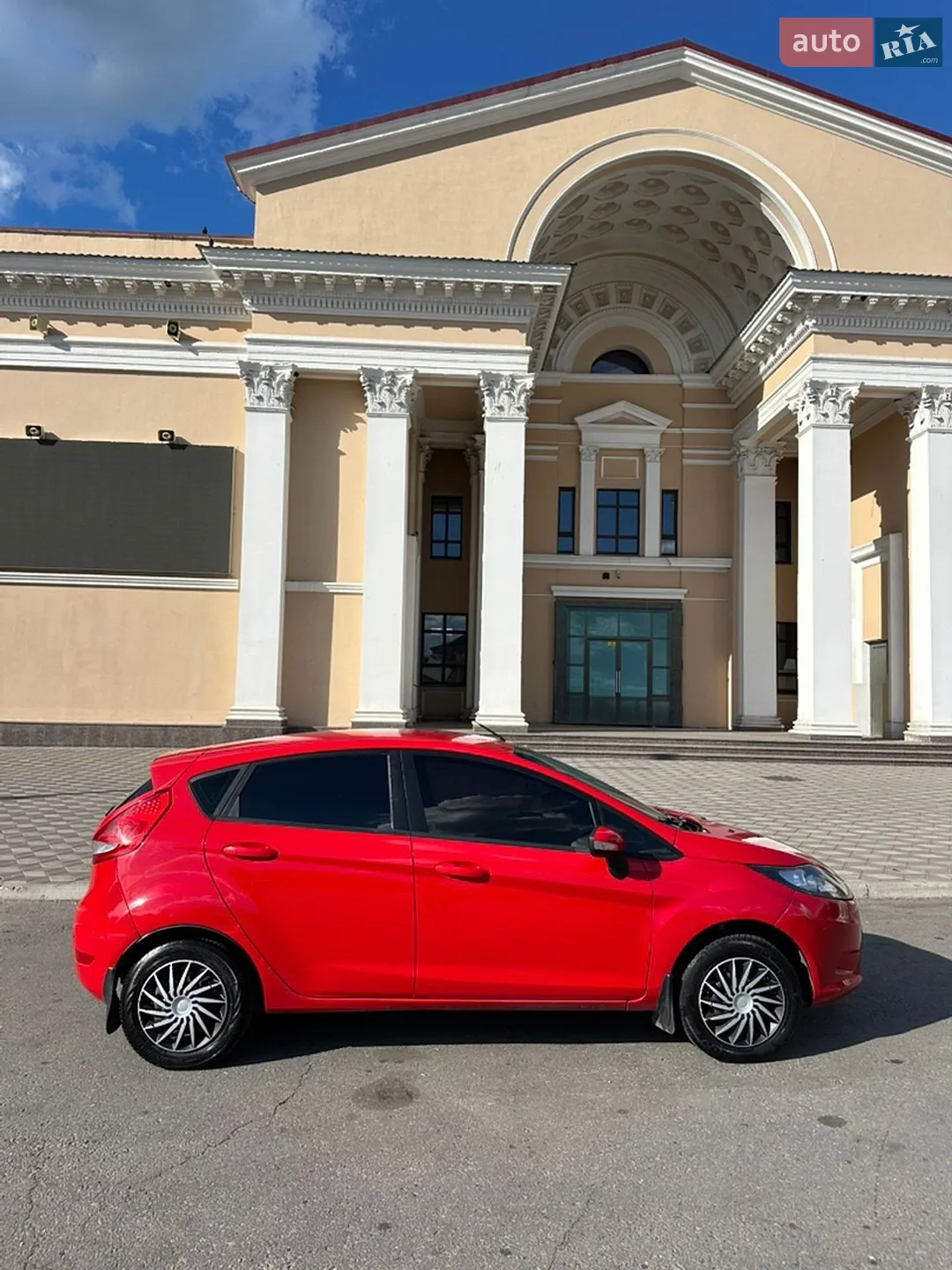 2010 Ford Fiesta - мініатюра 5