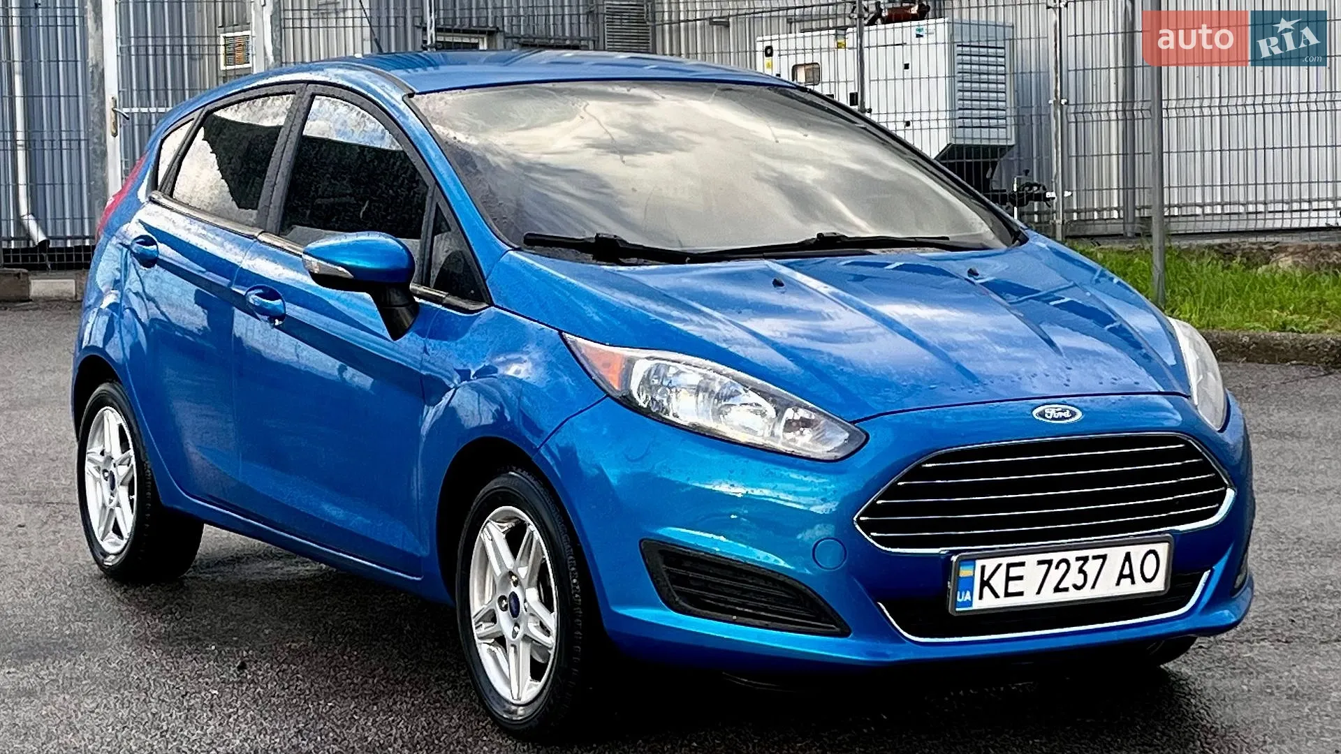 2017 Ford Fiesta - фото 1