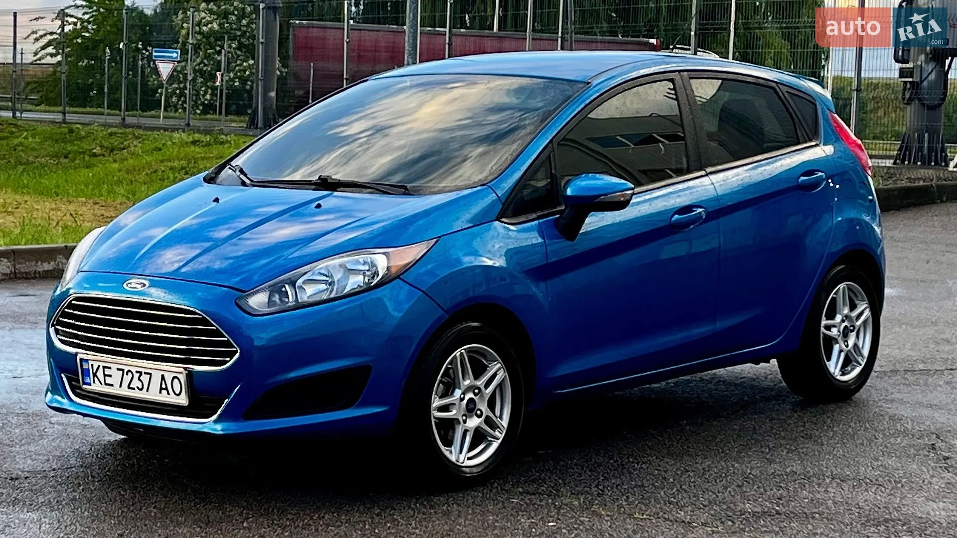 2017 Ford Fiesta - мініатюра 5