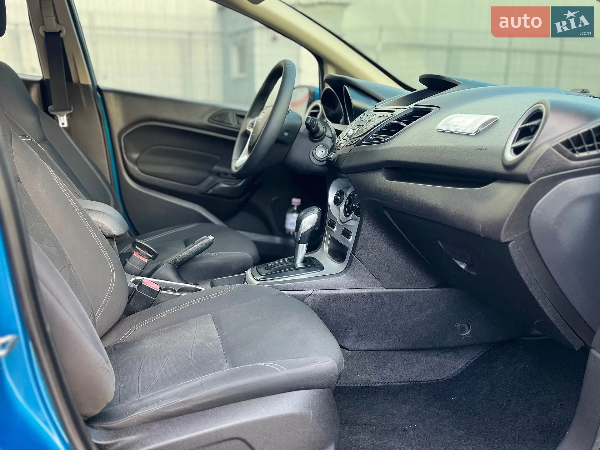 2017 Ford Fiesta - мініатюра 16