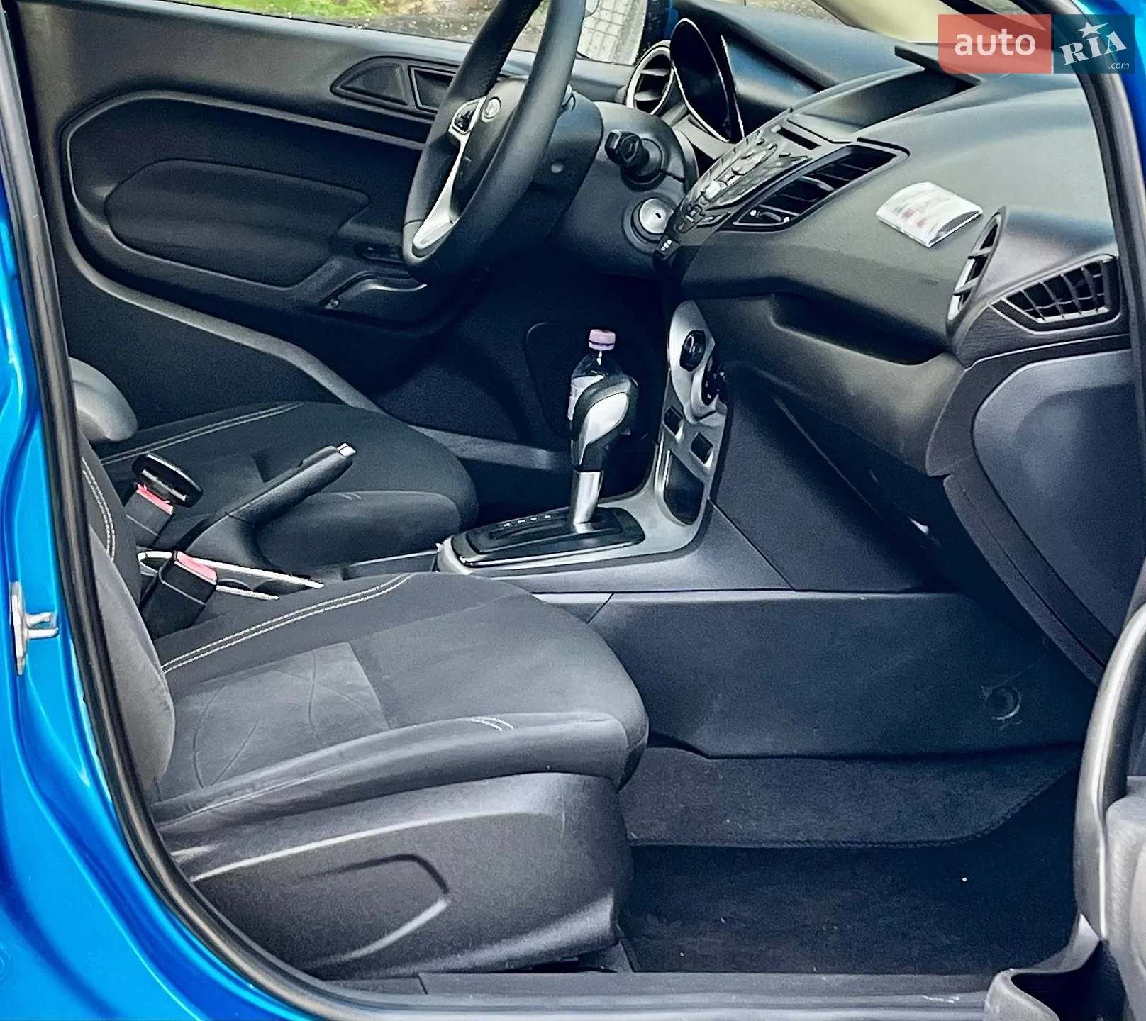2017 Ford Fiesta - мініатюра 17