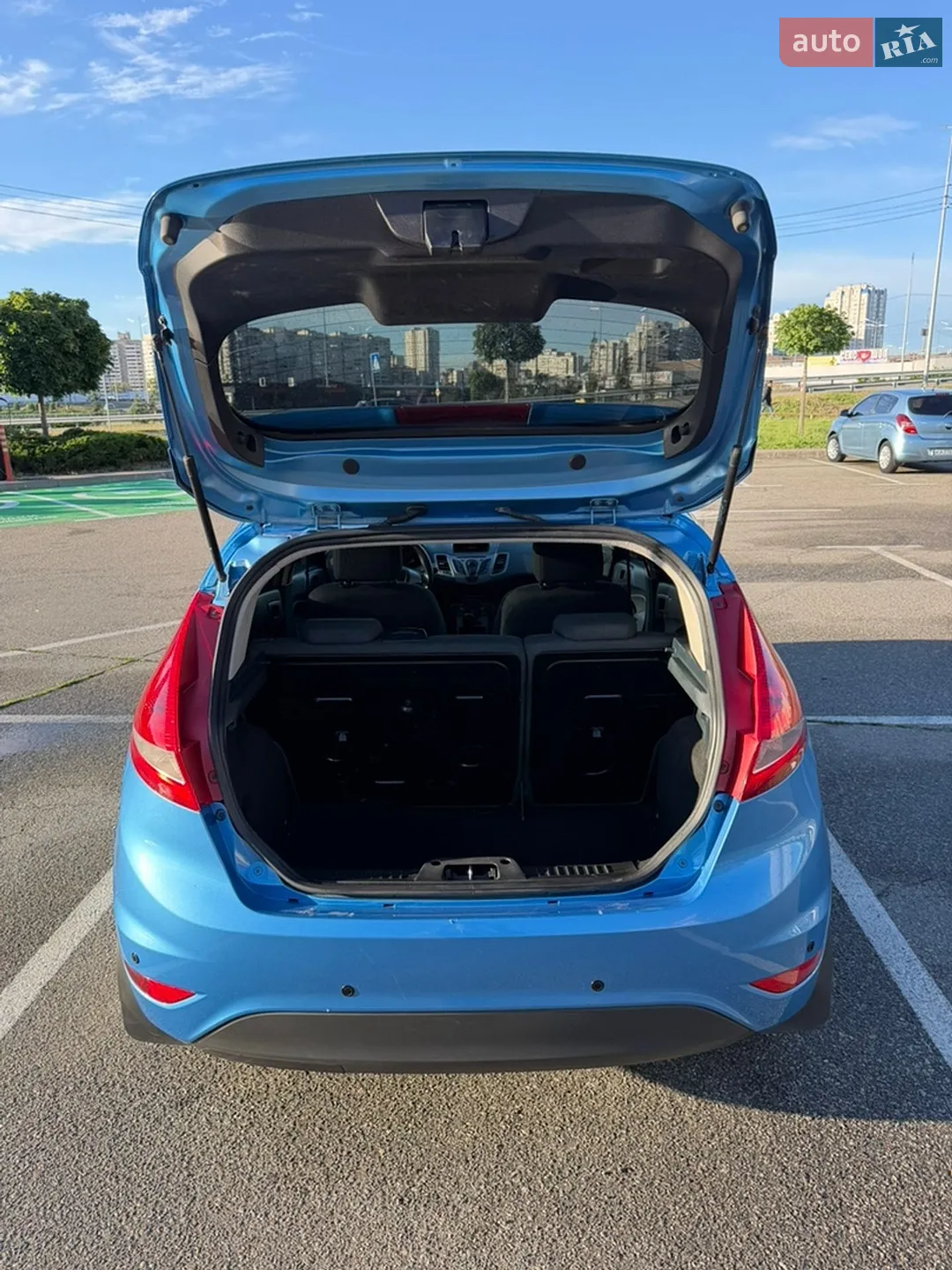 2010 Ford Fiesta - мініатюра 19