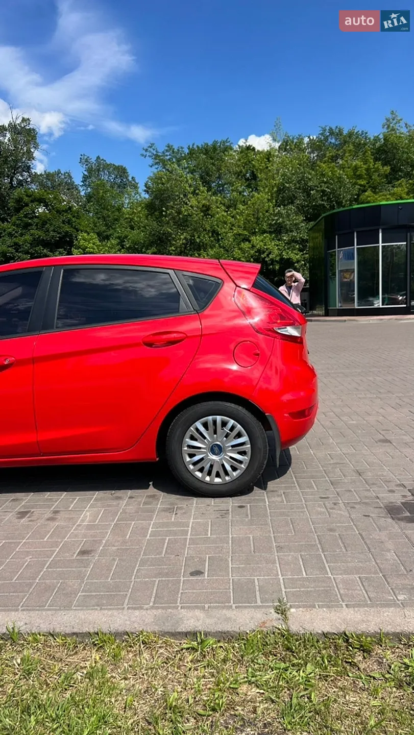 2012 Ford Fiesta - мініатюра 9