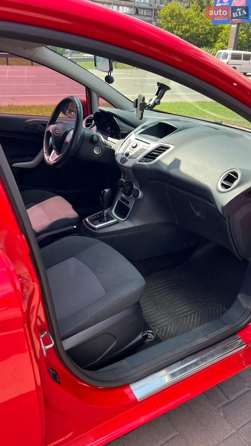 2012 Ford Fiesta - мініатюра 12