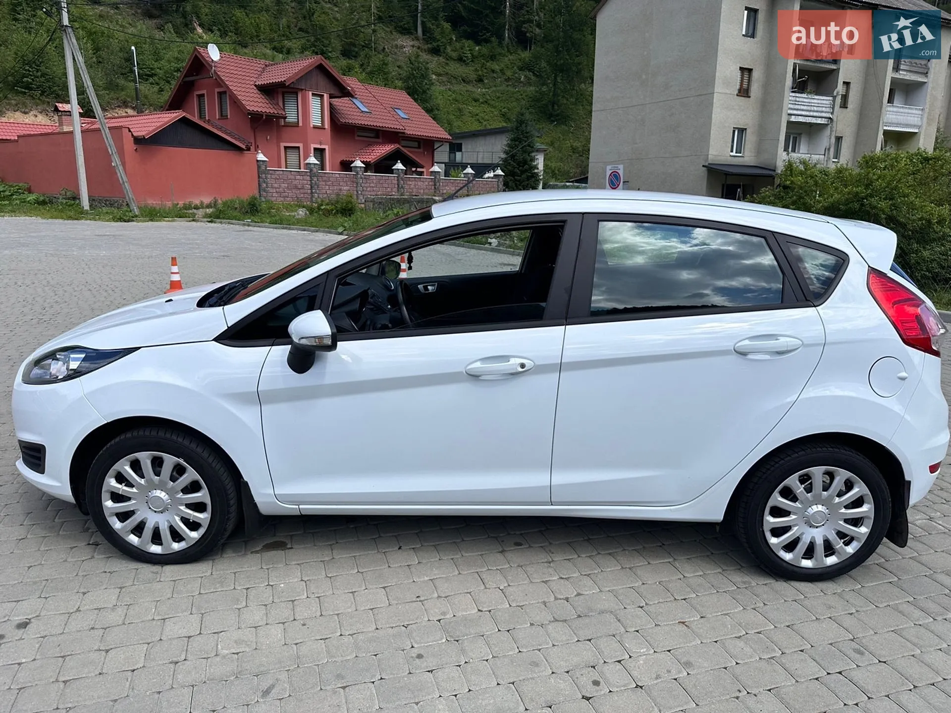 2016 Ford Fiesta - мініатюра 3