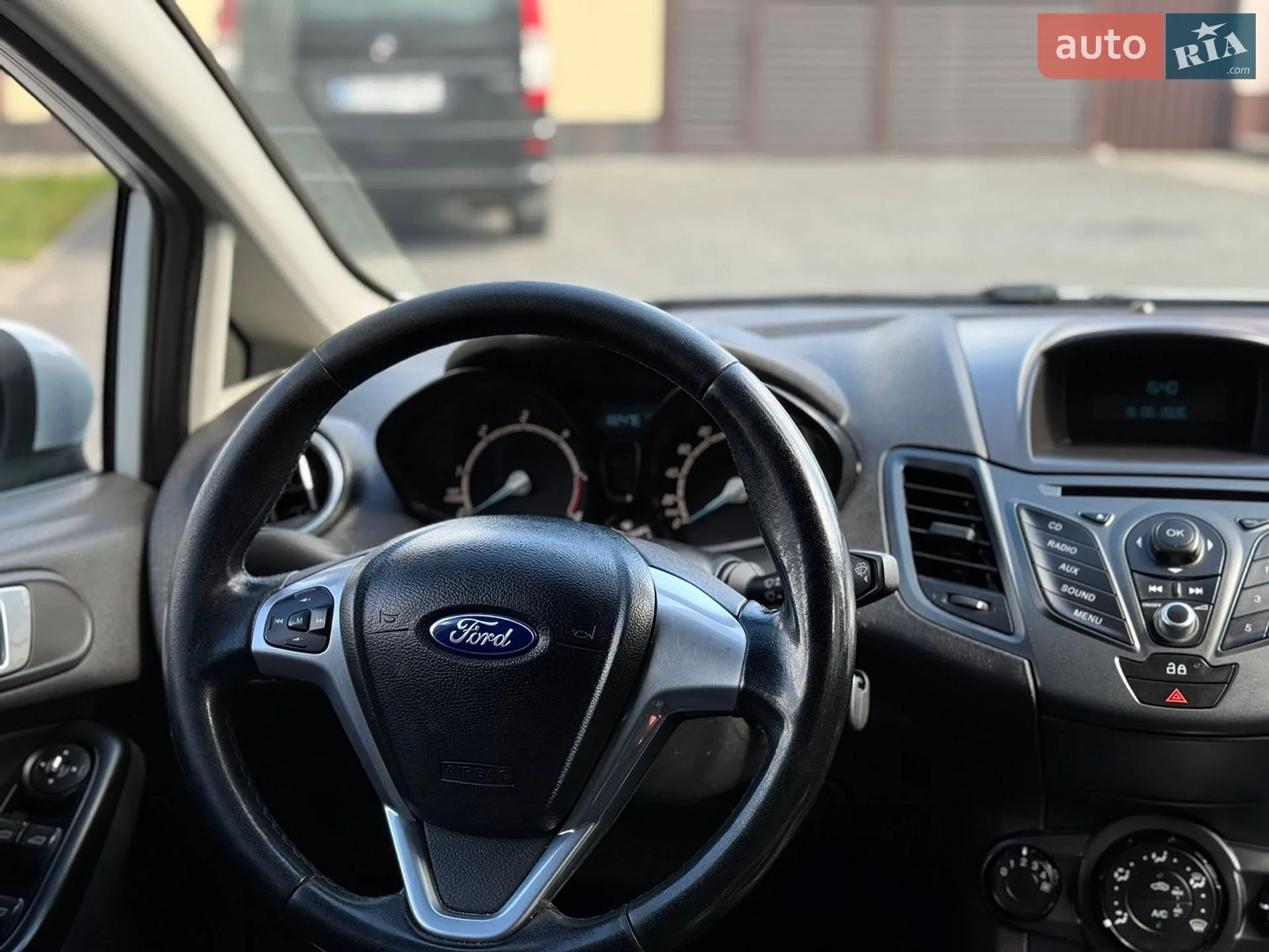 2013 Ford Fiesta - мініатюра 9