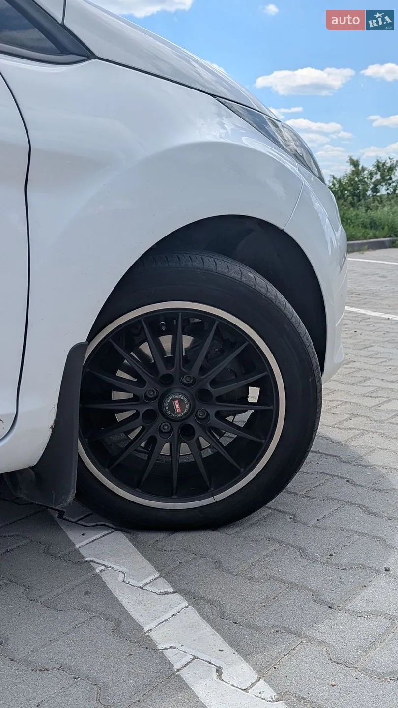 2012 Ford Fiesta - мініатюра 6