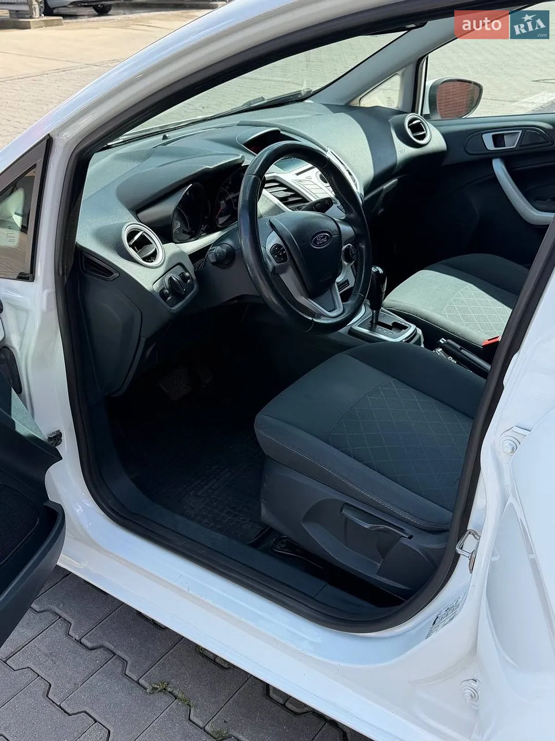 2012 Ford Fiesta - мініатюра 7