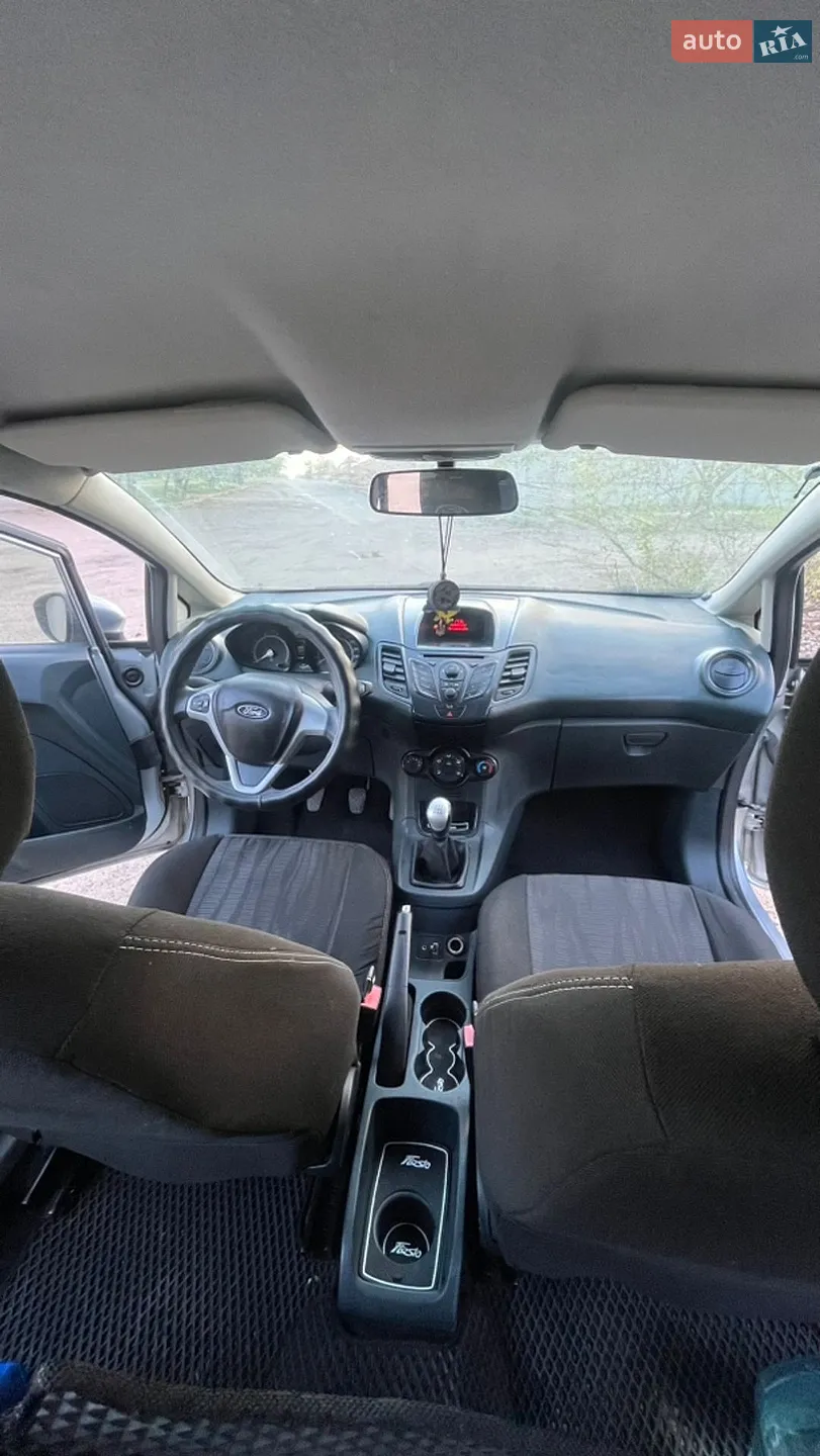 2012 Ford Fiesta - мініатюра 16