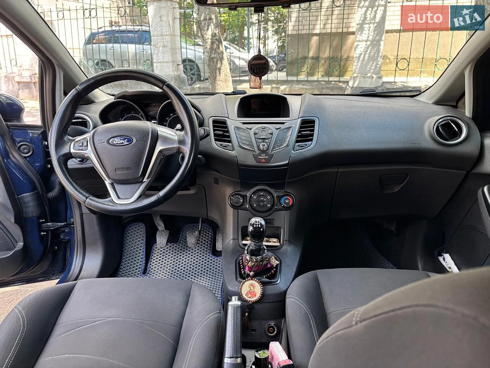 2016 Ford Fiesta - мініатюра 13