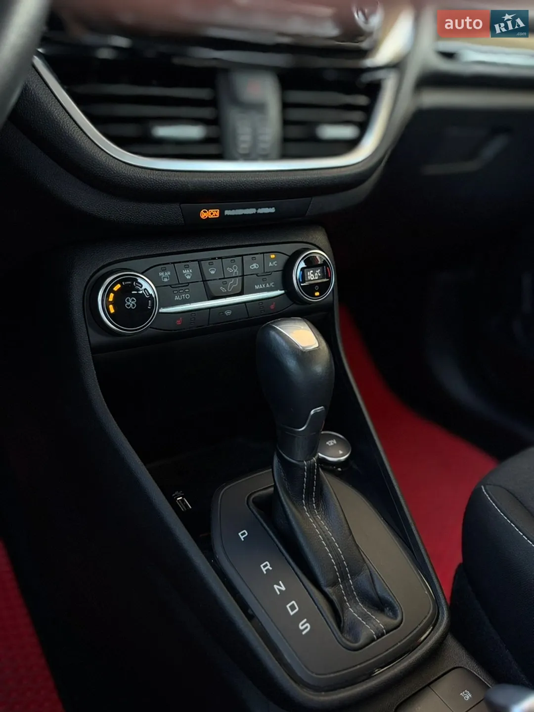 2019 Ford Fiesta - мініатюра 15