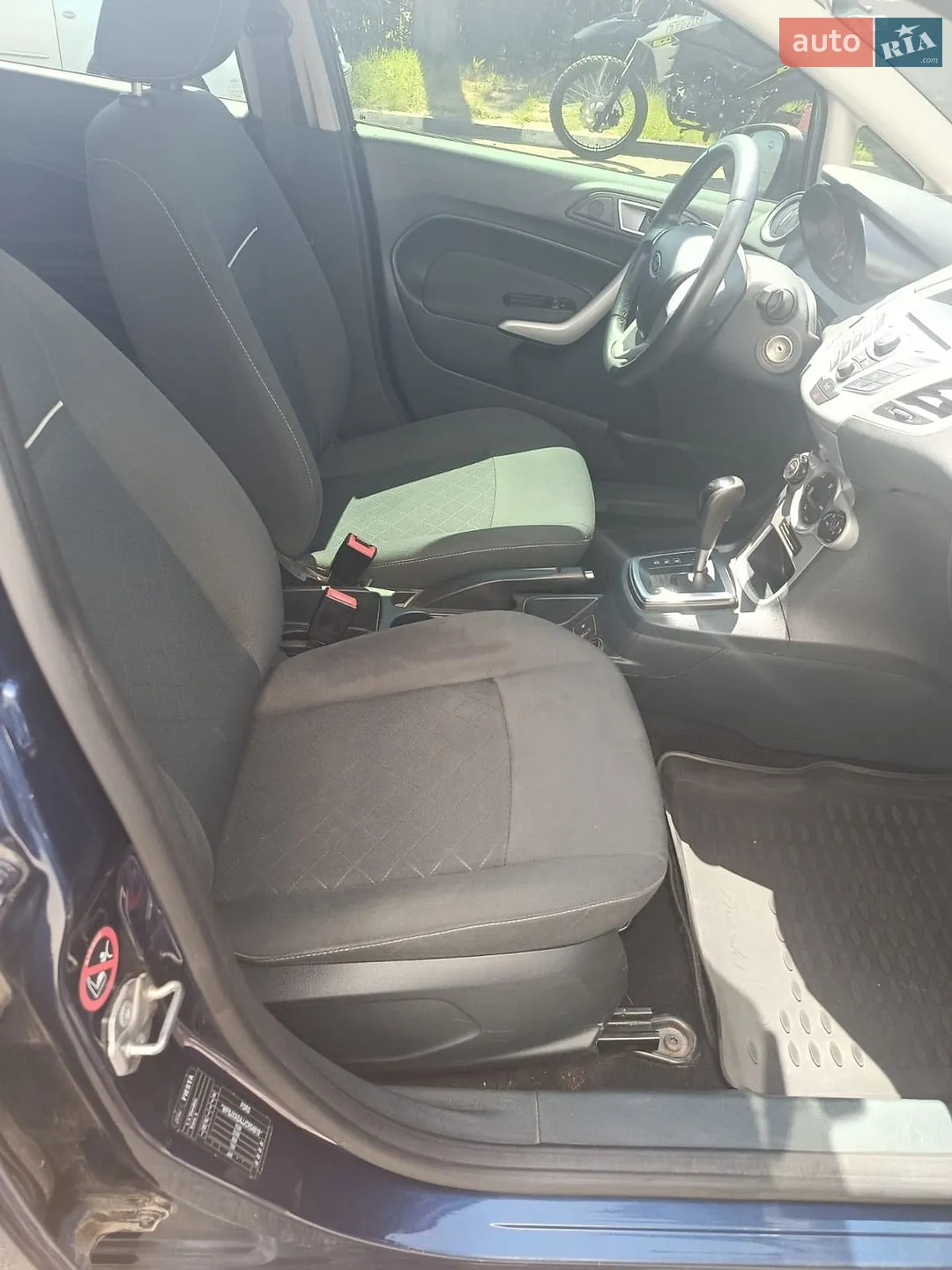2012 Ford Fiesta - мініатюра 5