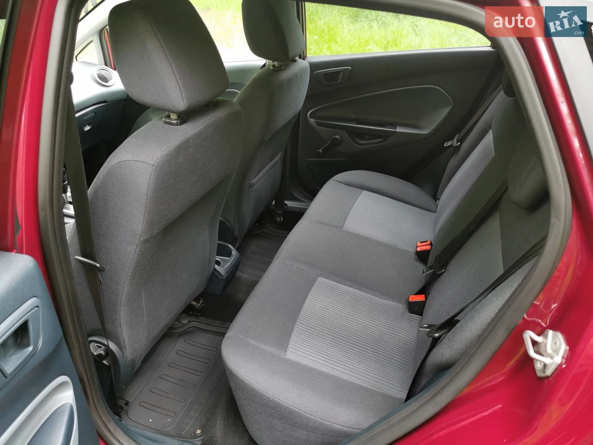 2011 Ford Fiesta - мініатюра 27
